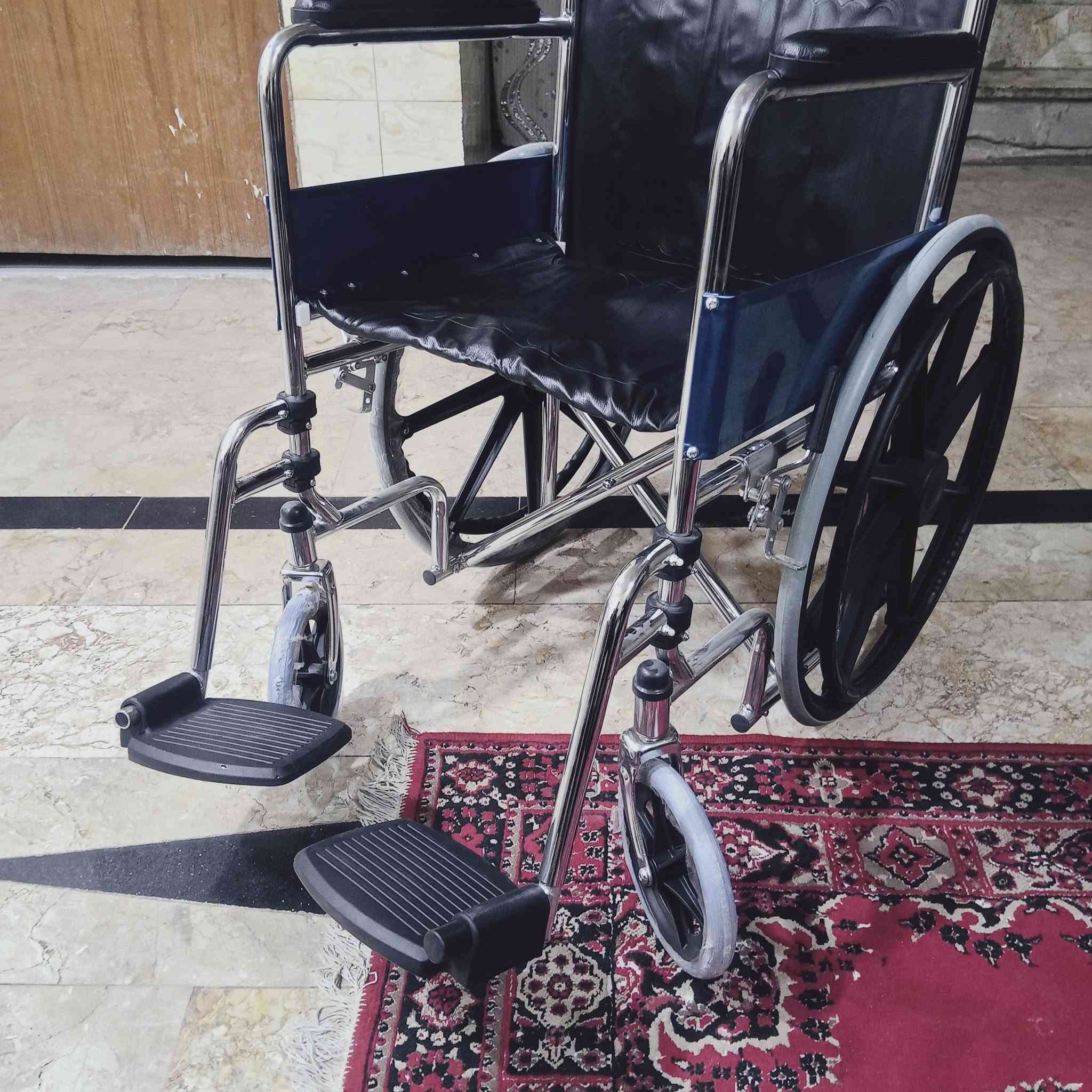 عربانه جديده كارتون للبيع سعر150الشراي يتصل***********
