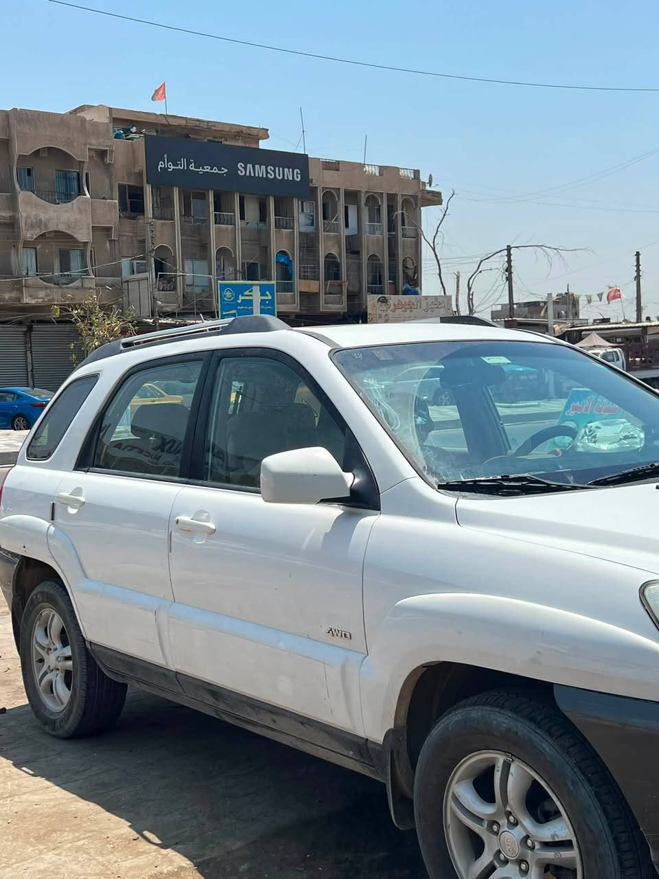 للبيع كيا سبورتج محرك 2700 السيارة نظيفة مثل ما تشوفون والسونار موجود جديد محرك وگير مكفول تبريد ثلج شغال السعر 92 ورقه مكاني بغداد الشعب 
رقمي ***********
