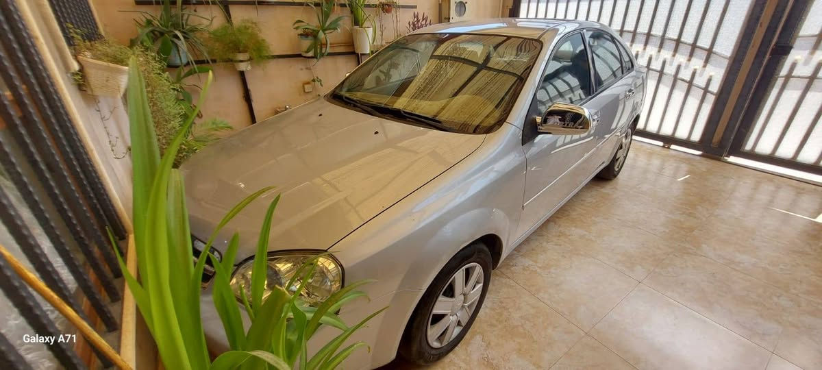 سيارة شوفليت اوبترا للبيع موديل 2009نظيف فد باب صبغ تحكم استيرن جامات كهربائي سنوية الى 2028 سعر 69 وبي مجال ***********
