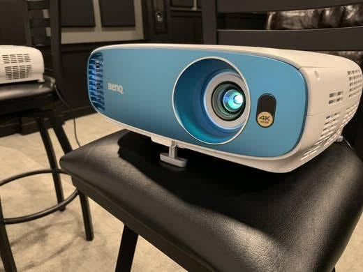 🎥🔥 داتا شو BenQ TK800M — 4K UHD 🔥

🔹 دقة 4K UHD (3840×2160)
🔹 سطوع 3000 لومن حقيقي
🔹 يدعم HDR10 و3D
🔹 تقنية DLP
🔹 ألوان 1.07 مليار لون
🔹 حجم صورة يصل إلى 200 إنش
🔹 أوضاع مخصصة للمباريات والرياضة 
🔹 منفذين HDMI
🔹 سماعة داخلية 5 واط

️ مناسب جداً للمطاعم والكافيهات
⚽ ممتاز لعرض المباريات على شاشات كبير

📦 مستعمل 20 ساعة فقط
✅ مع الكارتون الأصلي
✅ كافة الملحقات
✅ حالة ممتازة جداً

💰 السعر: ٨٥٠ الف
📍 الموقع: سامراء

📩 للجادين مراسلة خاص
او الاتصال على الرقم ***********
