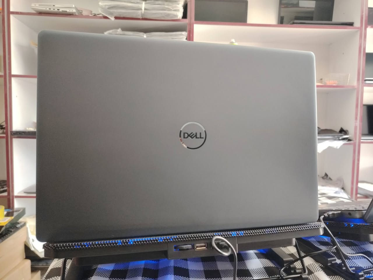 كارت GTX 1650 بسعر 595,000 فقط 🔥🔥
🔥 Dell Vostro 7590 🔥

💻 المواصفات:

• المعالج: Intel Core i7 الجيل التاسع (H)

• الرام: 16GB DDR4

• التخزين: 512GB SSD

• كارت الشاشة: NVIDIA GeForce GTX 1650 4GB

• الشاشة: 15.6" FHD

• الكيبورد: ستيكر ضوئي

✅ مناسب للألعاب، التصميم، المونتاج، الدراسة، والأعمال الثقيلة.

💰 السعر: 595,000 دينار

📦 المتوفر: قطعتان فقط.

📍 العنوان:

بغداد – الأمين الثانية – شارع النواب

📲 واتساب: ***********

🎥 تصوير اللابتوب؟

إنت تحدد أي زاوية أو أي جزء تريده، وإحنا نصورلك بكل وضوح قبل الشراء.

🚚 توصيل إلى جميع محافظات العراق.
