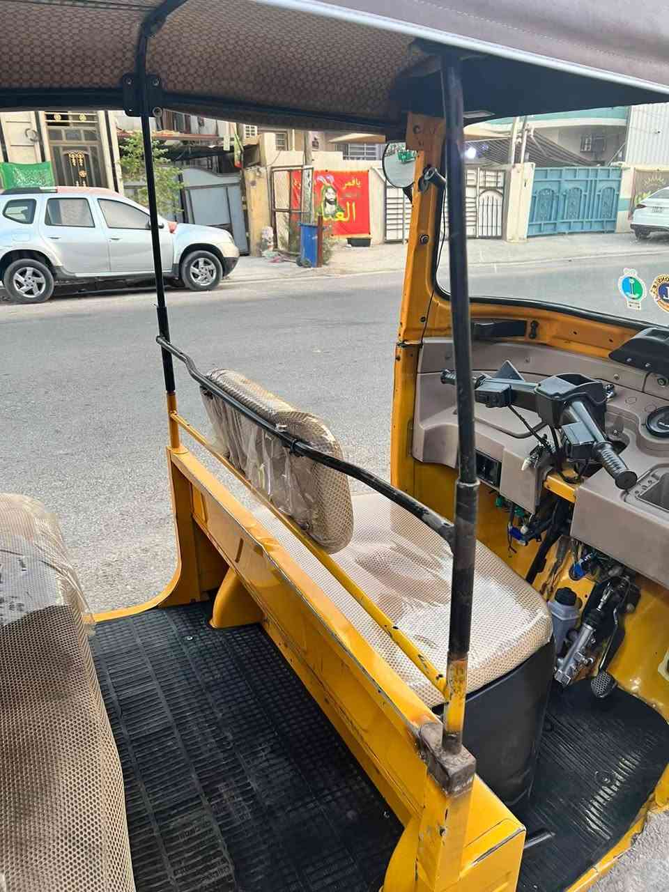 تكتك 20 شهر 12
مرقم انكليزي بغداد باسمي مكينه لا تنقص ولا تبخر وضربه بالصفحه يسره بالصوره ، دوس بلاد وصور هم موجوده كلشي موضح سعر / سته و ربع ، وبيه مجال بسيط مكاني بغداد بياع 
***********
