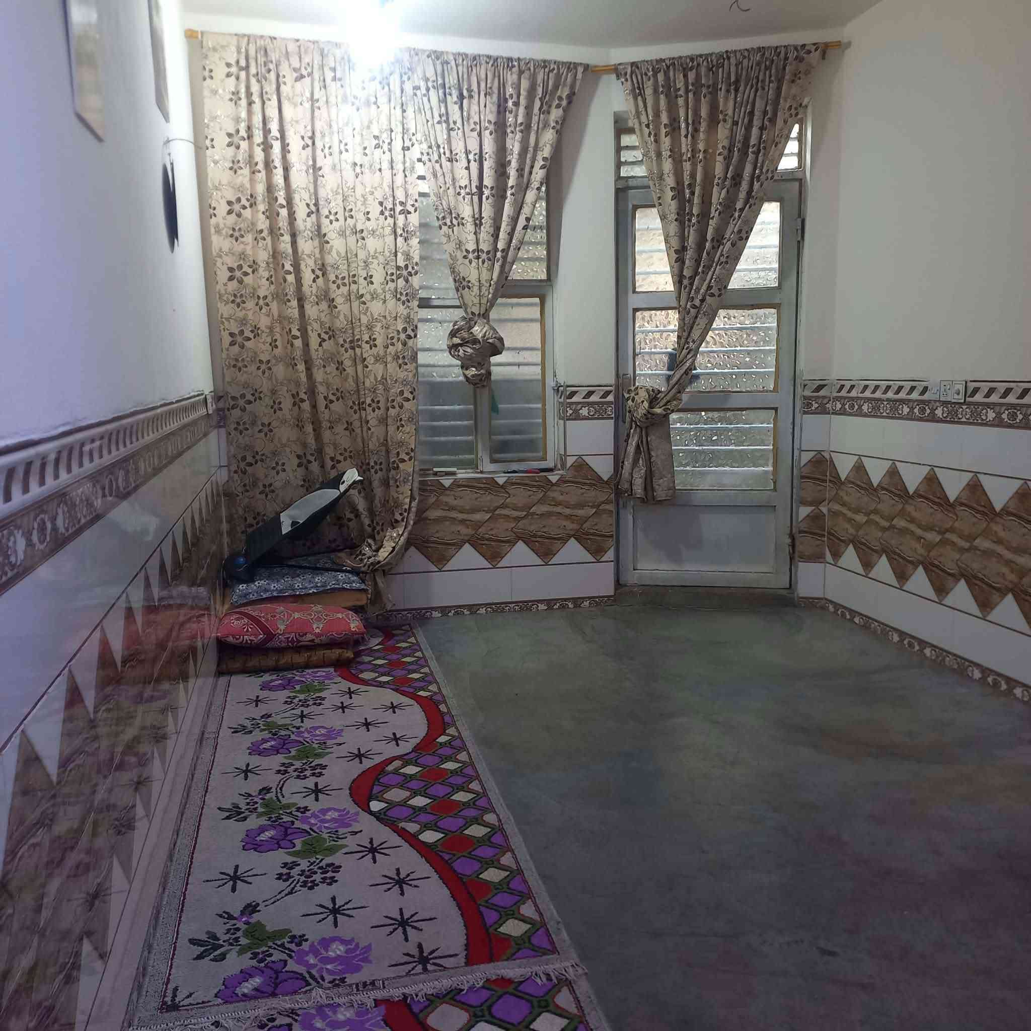 للبيع او المراوس... دار طابو صرف 100متر الواجهة 5 والنزال 20 متر... طابق واحد بتفاصيله  وغرفة نوم طابق ثاني.. عنوانه العزيزية الحي العسكري منطقة العلوية مقابل اعداديه الفراتين للبنات..

علما المنطقة مخدومة بشبكة الماء والكهرباء والبنى التحتية والتبليط.

الدار معروض للبيع أو المراوس بدار 150متر بالشباب او حي 150.

واذا مراوس يحسب سعر العقارين حسب الاتفاق بين الطرفين ويدفع الفرق.

للاستفسار زورونا 

مكتب سيد علي الموسوي للعقار 

عنوان المكتب 

العنوان واسط قضاء العزيزية حي الموظفين شارع 30 مجاور مدرسة نون والقلم الأهلية

 

أو الاتصال بالارقام التالية 

 سيد علي الموسوي ***********

احمد محسن ابو مرتضى ***********
