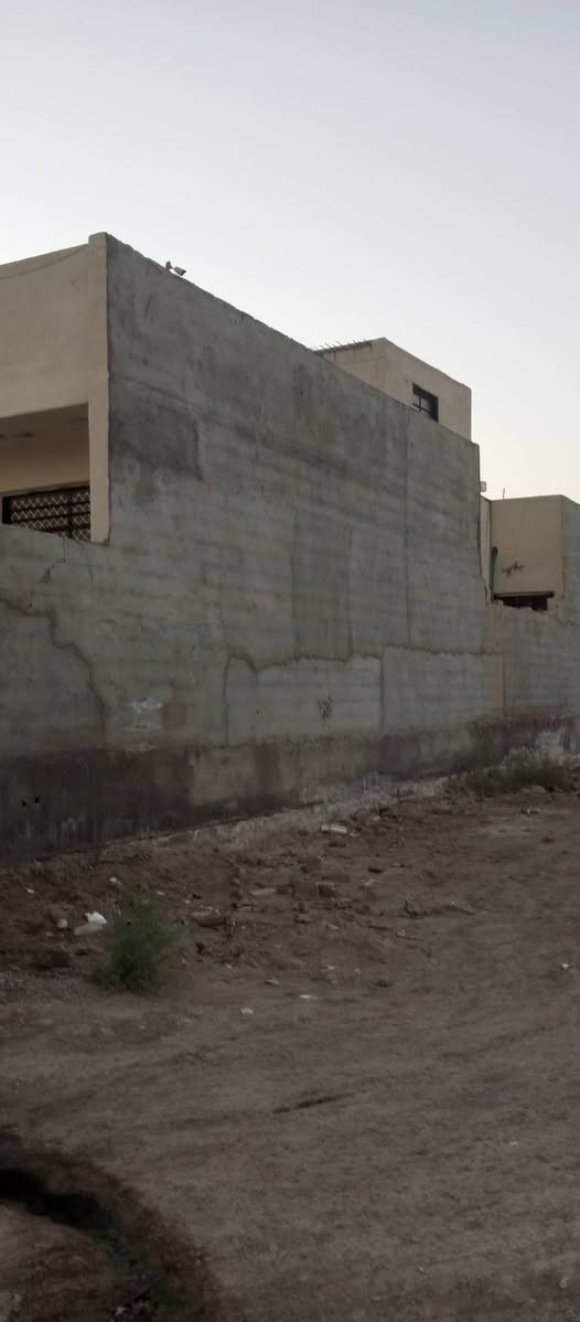 السلام عليكم ورحمه الله وبركاته دار للبيع شارع المصطفى بناء حديث المساحه 150 رقم الدار 664 جاهز من كل شيء رقم الهاتف ***********
***********
