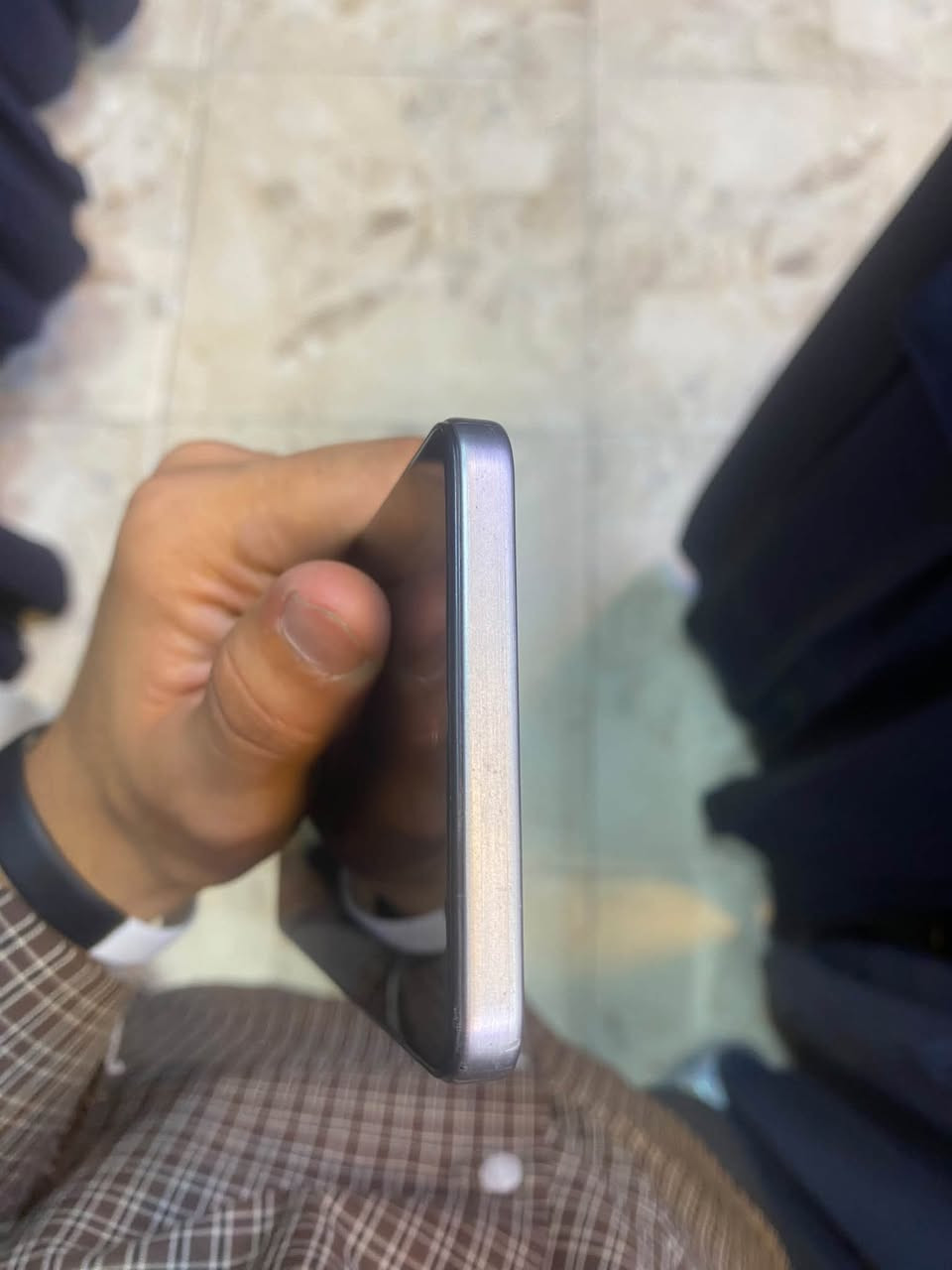 جهاز هوت 60 
ذاكره 256
خطين 
ما مفتح 
كله بلادي 
160 بي مجال 
تواصل 
***********
