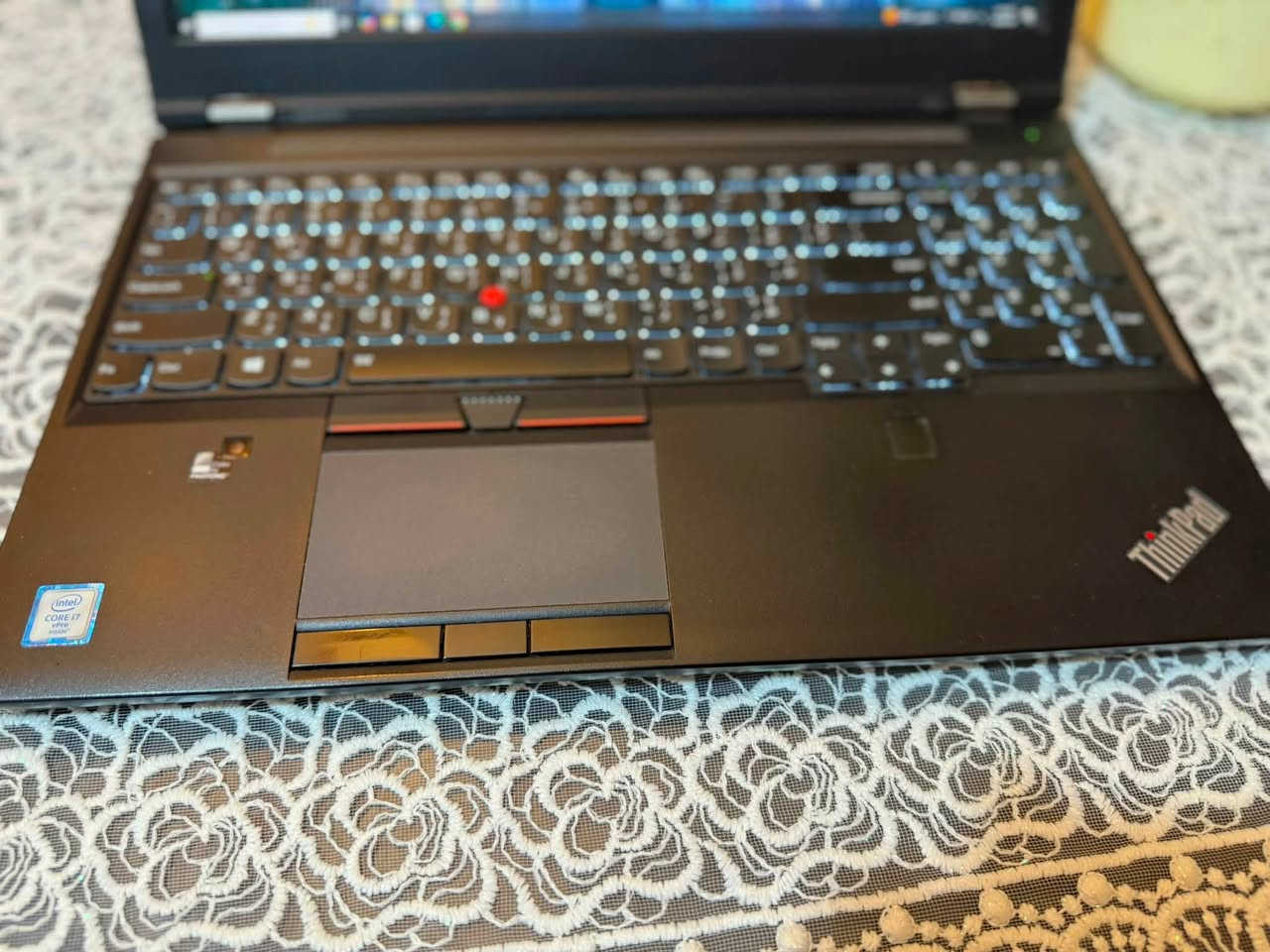 💻 Lenovo ThinkPad P50 Workstation للبيع
المواصفات:

* 🔹 الموديل: Lenovo ThinkPad P50
* 🔹 المعالج: Intel Core i7-6820HQ — الجيل السادس
* 🔹 المعالج: 4 أنوية / 8 خيوط معالجة
* 🔹 كرت الشاشة: NVIDIA Quadro M2000M — 4GB
* 🔹 كرت شاشة مدمج: Intel HD Graphics 530
* 🔹 الرام: 16GB RAM
* 🔹 التخزين: 512GB SSD — SK hynix SC401 SATA
* 🔹 الشاشة: 15.6 بوصة 4K UHD بدقة 3840×2160
* 🔹 نظام التشغيل: Windows 10 Pro 64-bit
* 🔹 DirectX: 12
* 🔹 الفئة: Workstation احترافي

🎯 مناسب لـ:

AutoCAD • البرامج الهندسية • التصميم • الدراسة • البرمجة • الاستخدام المكتبي واليومي

📦 الملحقات: شاحن اصلي و ماوس لاسلكي اصلي
 
السعر : 449 الف وبي مجال 
***********
