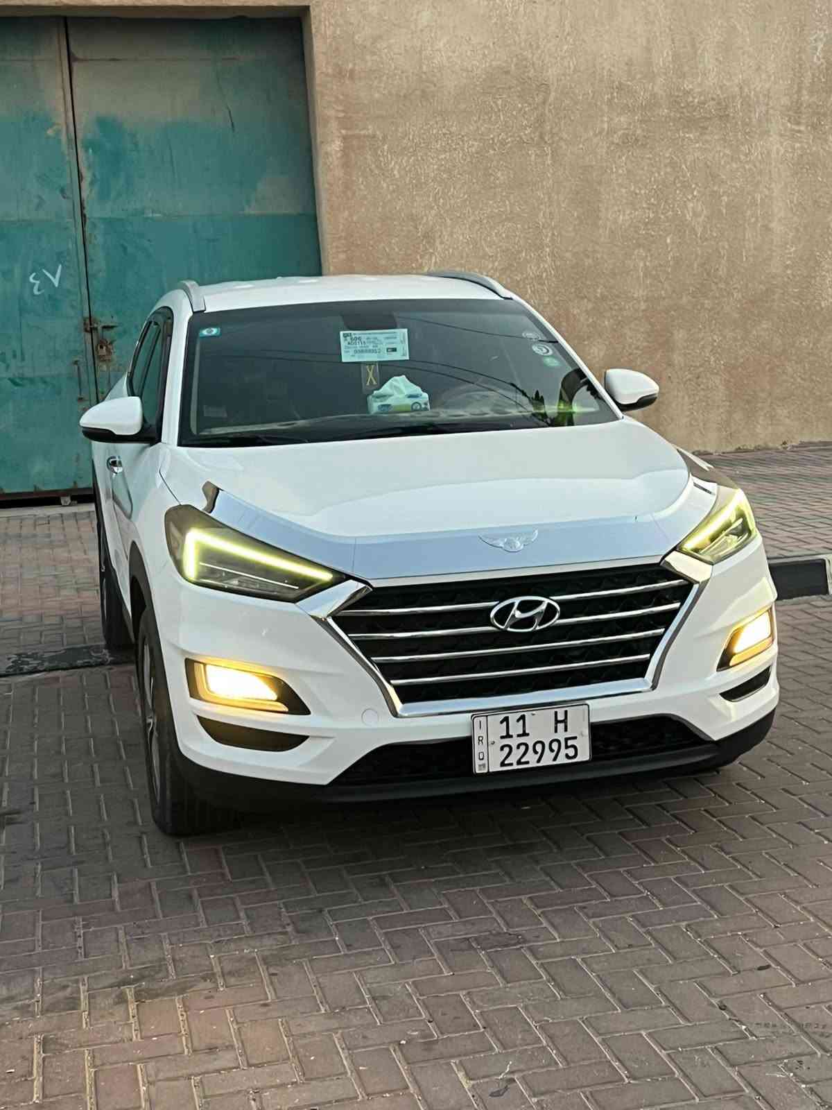 سلام عليكم سياره نوع توسان خليجيه مديل 2019 خليجيه كفاله عامه من كلشي كير مكينه حداديه تخم تاير تبريد قطعتين السياره فول خمس عدسات ماعد البني رامه جاهزه من كلشي مكينه 2000 دوش كفاله عامه من كلشي لا صبغ و لا ضربه  لا تبديل السعر 173 وبيه مجال العلوان كربلاء بسمي تحويل مباشر سنويه جديه وهزه جديه 2030 رقم الهاتف *********** بيع فقط اعتذر عن المراوس
