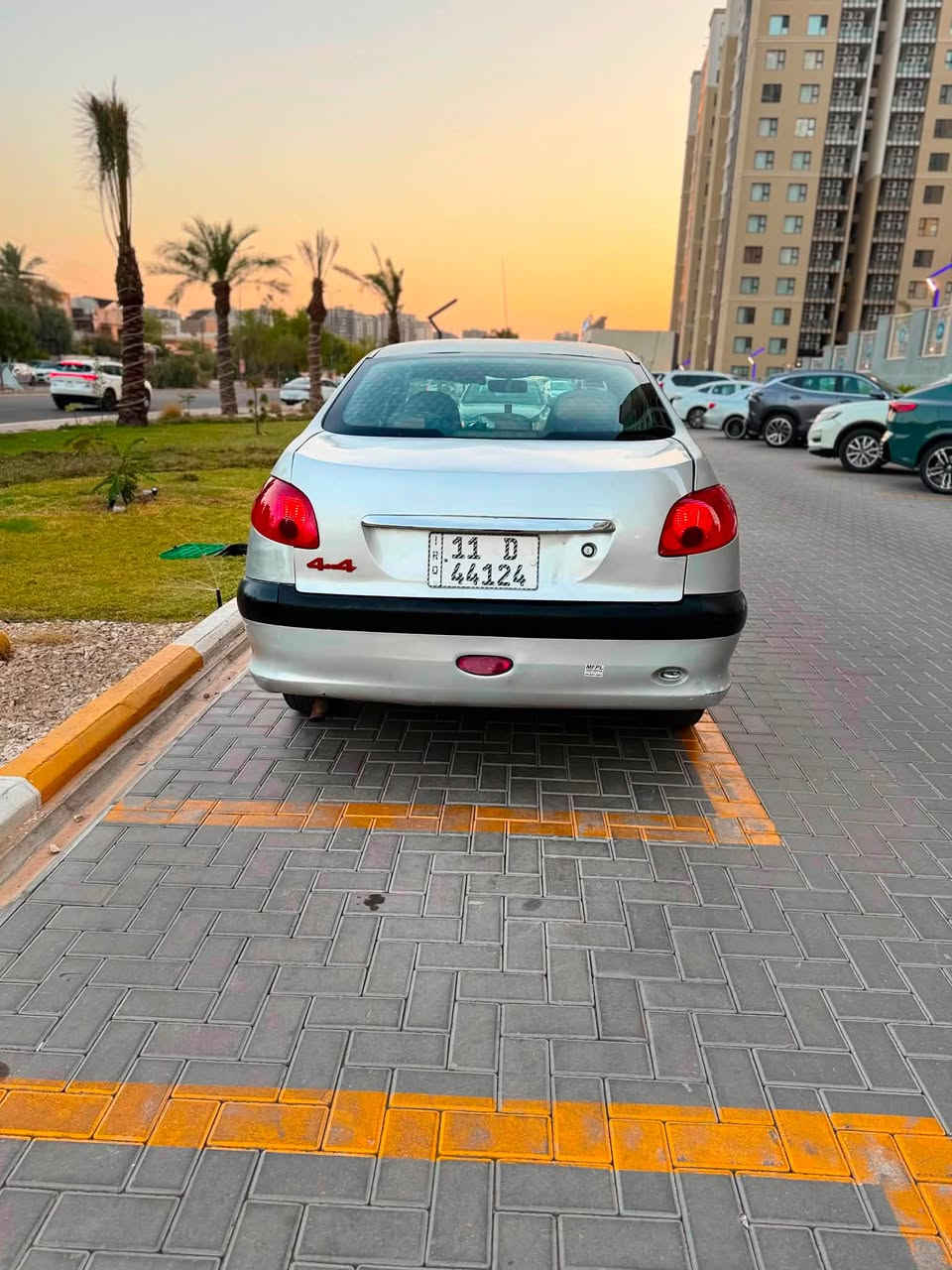 السلام عليكم 🌹
🔥 للبيع بيجو فرنسي موديل 2009 🔥

🚘 لون سلفر

🇫🇷 فرنسي

⚙️ محرك وكير جديد

❄️ تبريد ثلج

✨ دواخل جديدة ومرتبة

🔢 رقم إنكليزي

🎨 بيها أثر جراد قوي وتحتاج صبغ خارجي، ومذكور هذا الشي بكل وضوح للمشتري.

💰 السعر 37 ورقة — بيها مجال قليل للجاد فقط

📍 بغداد – الغزالية

📞 ***********

الميكانيك والمحرك والكير جديد، والبيع على وضعها. السيارة تنشاف وتنحكم على الطبيعة
