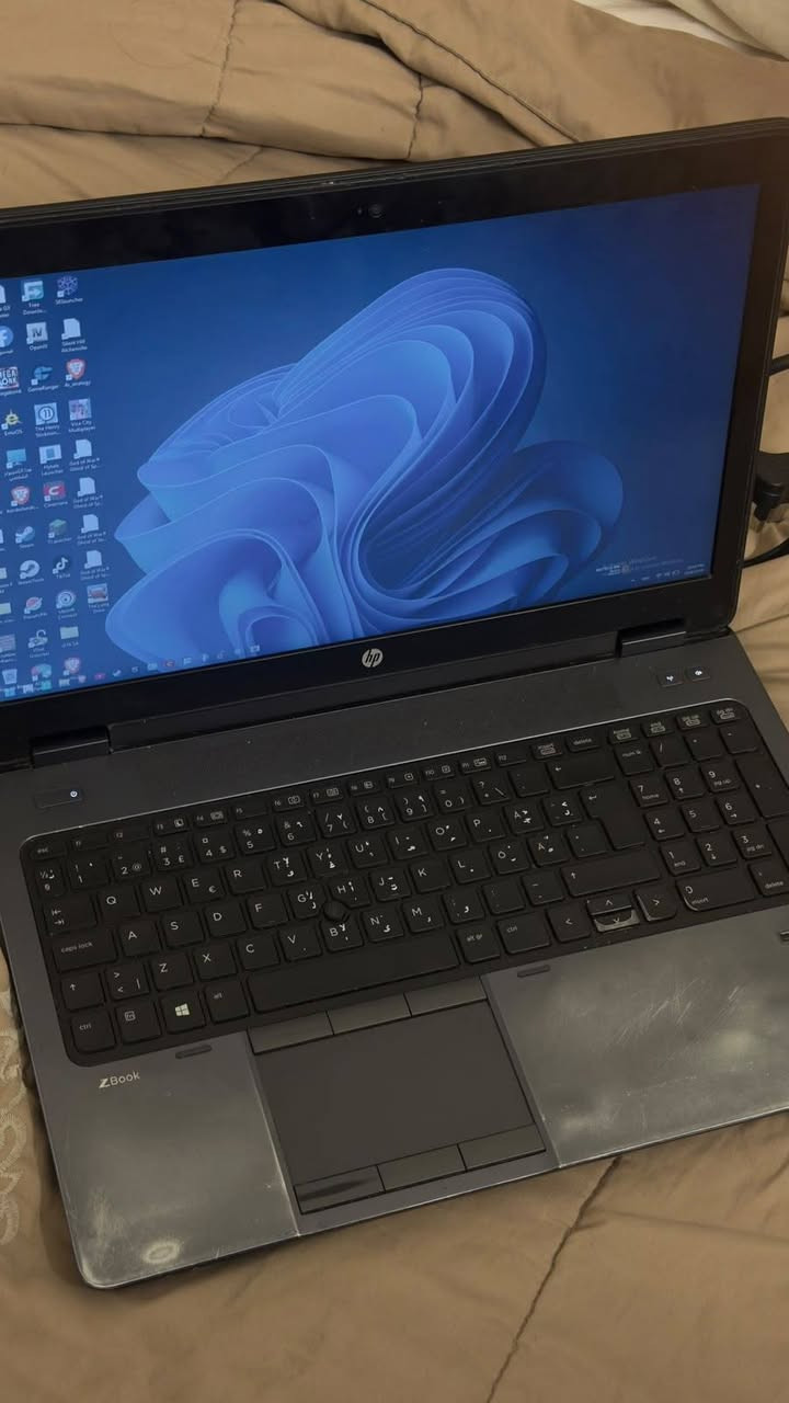 HP ZBook 15 • i7 4800 • رام 8جيجا