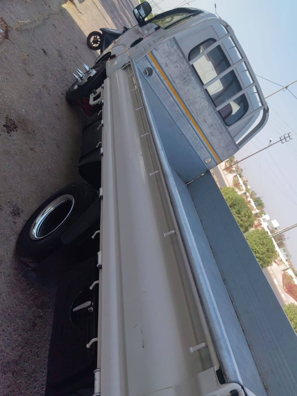 وين يدور جديد كارتون
كياا حمل فحل ، موديل2018 محدثه بل كامل شرط بيبان 18
َ{ ادوات ادوات}
 بيه أرقام وسنويه ورقم قماره ليبل وهزه جديده 
✺محرك 4000 مسكرر سبلاين
✺كير مكينه اكسل كفاله عامه
✺كصة حوض شغل درجة اولى مايبين ابد 
✺دخول جديد مشي
 قليل 
✺تأيرات تخم تاير،،،صندوق عده
سبيرات جاهز ٢ امامي خلفي، 
كفاله ضربه حادث خياس ابد ابد  مابيه 
 حجر البيه مال شركه بيه، سياره بعده وكاله  
✺تحكم مري كهربائي +شفط مري 
دركه تحكم ستيرن 
شاشه HD.فيديو لمس 
✺باتري جديد   
البدي مغلف الربع مغلف 
 دعاميه خلفيه
✺تدفئه تبريد شغال تبريد شرط ثلج مايتواجه❄️
✺السيارة جاهزه
سنتر لوك ريمون تفتح وتقفل عدد 2 وبدون اي نقص كاملة على 24 حباية  تستلم بدون اي نقص 
✺سيارة احلى من الصور وشغلها مضبوط 
✺كير مكينة حدادية دواخل كهربائيات كلشي جاهز ولاكلوب بيه نقص
✺مكان السيارة {ميسان العماره }
✺السعر(78) وبيها مجال اخون الجديد غالي والجناي يعرف سعر غالي اعبر منشور وترك كلمه طيبه تراي ناعم شرط مال ٢٥
للاستفسار 📞 ماجاوب خاص  وتساب او اتصال {***********
