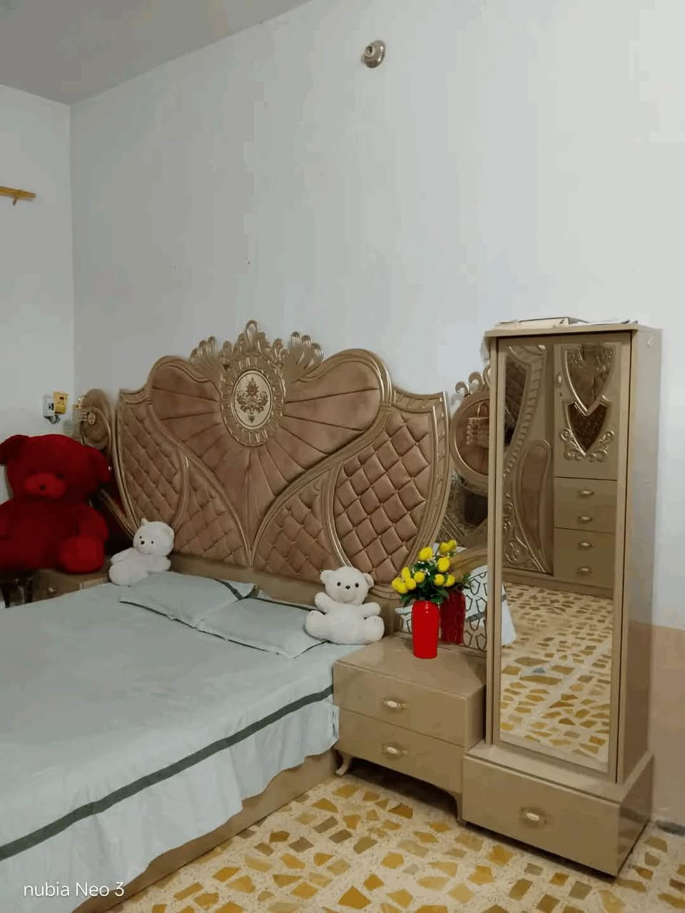 غرفه اخشاب • تركيه • نضيفه