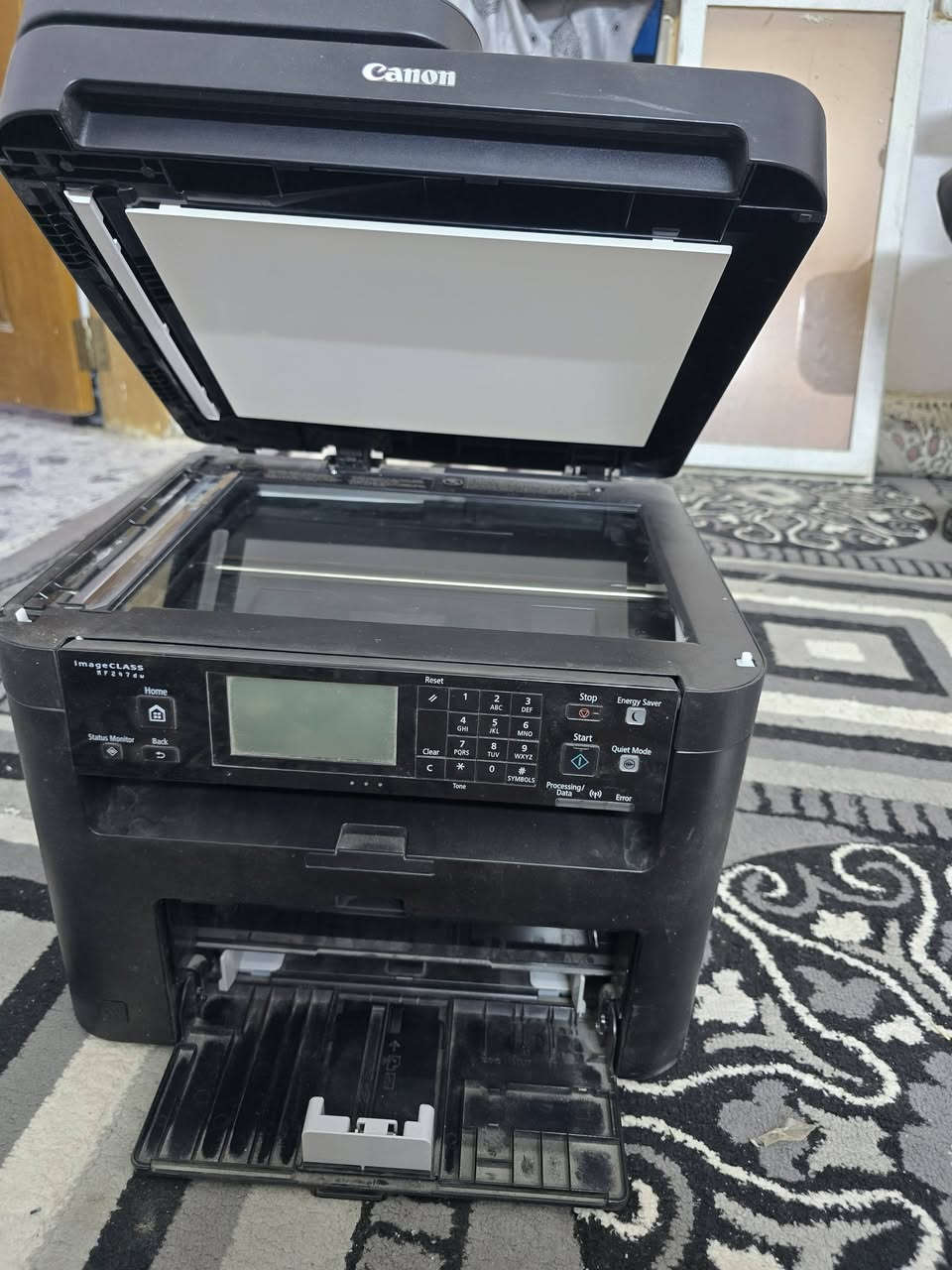 شاشة ٤٣ • لمبات ٢٢ • طابعة كانون
