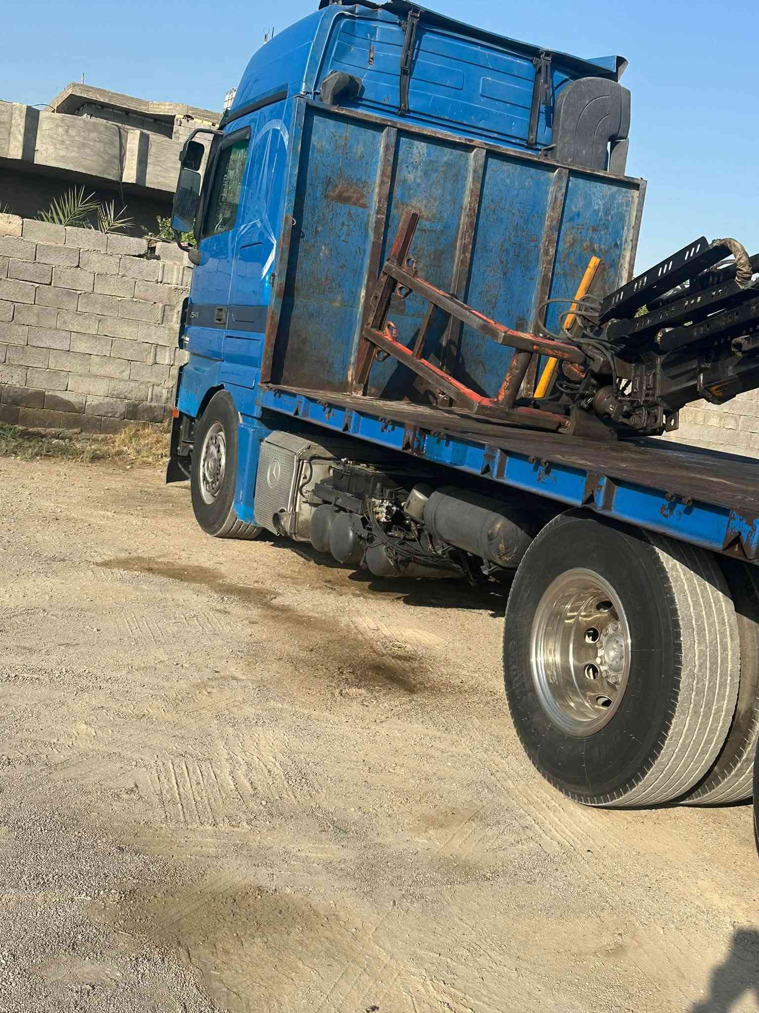 سلام عليكم اكرين بلوك للبيع مودل 2008 كير محرك اكسل بشرط كفاله تخم تاير كرين هياب السعر 280مكان بغداد ابو غريب الاستفسار ***********. ,,,,,***********

نص مكتوب في الصور:
- ١٠:٤٣ م
- ١٠:٤٢ م