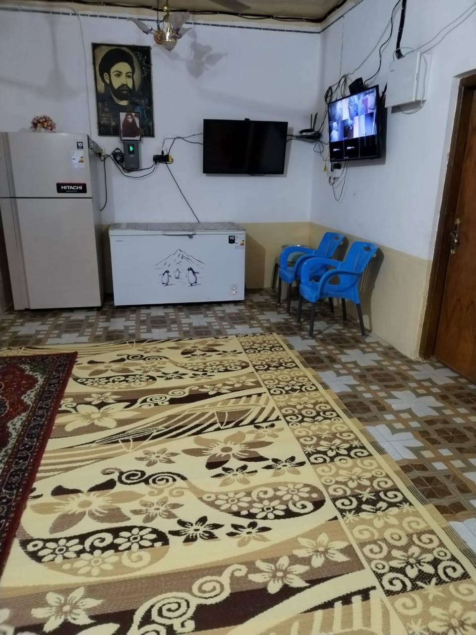 الرضويه شارع التركمان • ٢٠٠م • ٢ غرف