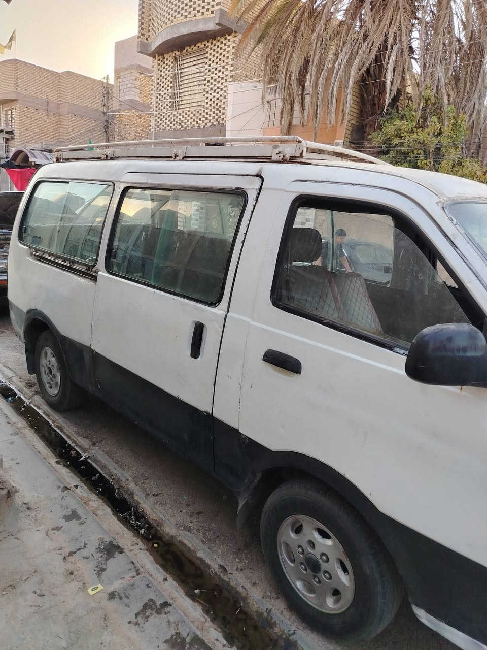السلام عليكم بريجو موديل 99 رقم بغداد انكليزي سنويه جديده مداور ثاني يوم مكينه 3000 بيه بخار قليل مكفوله من الصبغ والمعجون السياره بالنجف السعر  48 للآستفسار الاتصال ***********
