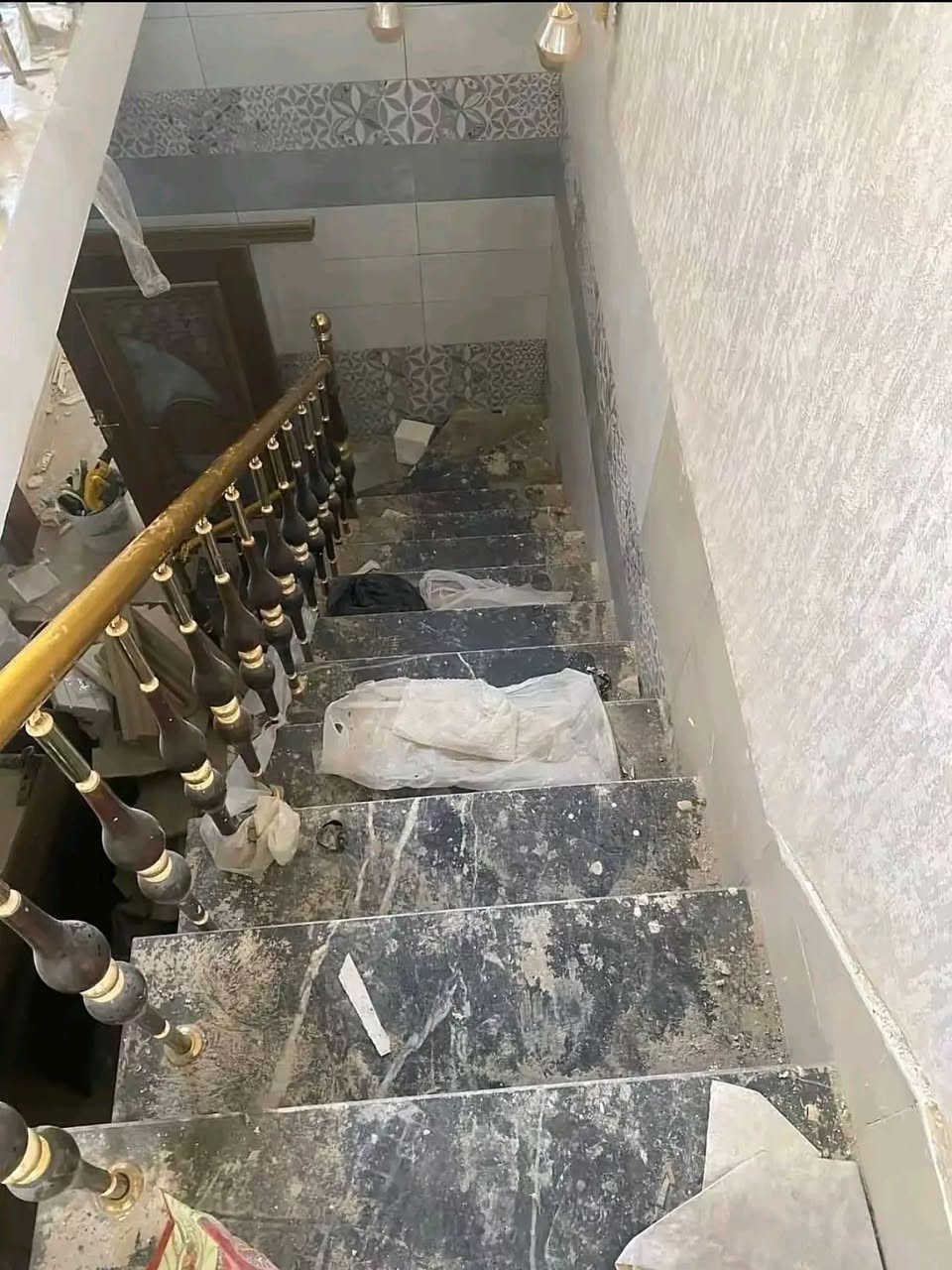 تنظيف منازل • تنظيف حدائق • صبغ