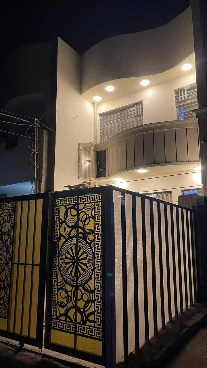 بيت للبيع
مساحة 100 متر 

طابقين كاملات 

اساس رفت ارتفاع 80

الواجهة 5 النزال 20 بناء طابوك 

زراعي سند 25 وكالة ام الصورة 

خدمات كاملة 

العنوان بغداد الزعفرانية منطقة الجواهري 

الاستفسار على الرقم ***********
