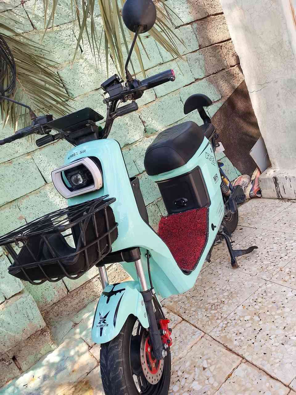 دراجه شحن للبيع نظيفه جدا موديل 2025 العنوان بعقوبةخرنابات السعر 425 رقم ***********
