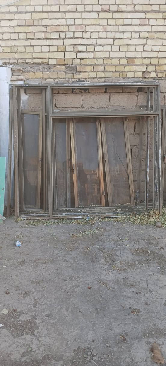 السلام عليكم
للبيع أغراض مستعملة
شبابيك المنيوم من النوع الثقيل 
٤ شبابيك قياس = العرض ٢ متر × الارتفاع ٢ متر
سعر الشباك الواحد ١٥٠ الف
٢ شبابيك قياس = العرض ١ متر × الارتفاع ٢ متر
سعر الشباك الواحد ٧٥ الف
٢ شبابيك نوع سلايت ( سحب ) قياس = العرض ١.٢٠ سنتيم × الارتفاع ١ متر
سعر الشباك الواحد ١٠٠ الف دينار
أبواب حديدية مع الجرجوبة من النوع الثقيل 
قياس = العرض ١ متر × الارتفاع ٢ متر
سعر الباب الواحد ١٠٠ الف دينار
قفص حديد القياس = العرض ٢ متر × الارتفاع ٢ متر × العمق ١ متر السعر ١٥٠ الف
٢ جرابي خشب (سرير) القياس = الطول ٢ متر × العرض ١ متر 
سعر الجرباية الوحدة ٢٥ الف

العنوان :
الدورة / المهدية الأولى/ خلف سايلو الدورة
للاتصال / يوجد وات ساب 
***********
***********
