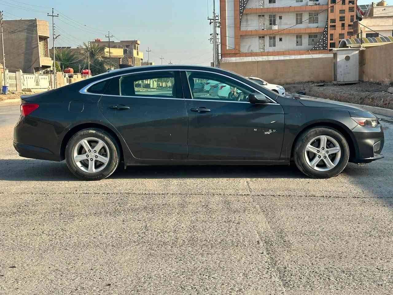 للبيع ماليبو 2018 LS
السلام عليكم 

ماليبو 2018 فئة LS 

حادث السيارة من امريكا جانبي موجودة الصور ورقم الشاصي 

محرك 1500 تيربو 

السيارة ماشية 198 الف كيلو 

مواصفاتها 
بصمة ، بصمة ابواب ، شاشة ، تحكم ستيرن ، كاميرا خلفية 

السيارة بيهة طخات بسبب الاستخدام الشخصي ومصلحن 

السعر مناسب جدا 

رقم السيارة بغداد ومكانها حلة 

للتواصل ***********
