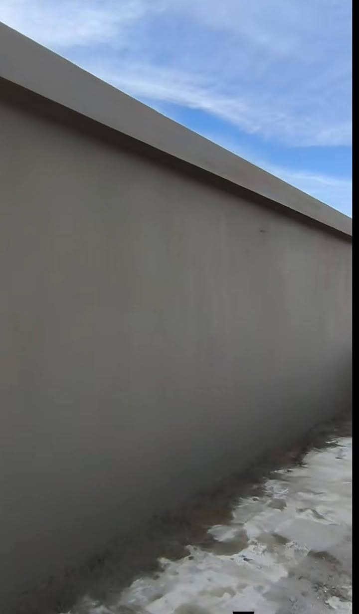 السلام عليكم اسطه لبخ سمنت شغل درجه اولى سعار مناسب اتصل وتدلل ***********
