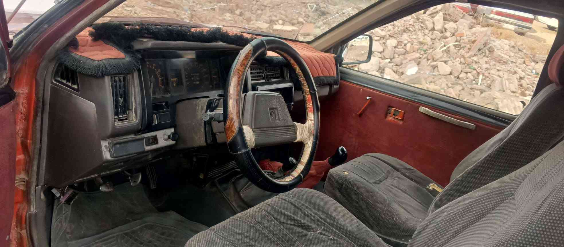 نیسان پاسپەندەر مۆدیل88 گیڕو مەکینەی نیسان 2000 گیڕ عادیە دەبڵ ئەکسڵە سەنەوی جنوبی لە گەڵە بەشەرتی حاسیبەو ئەوەلیات سەیارەکە تنوتۆڵە تەقەو ڕەقەی تیا نیە کارە بای مەزبوتە چوار تایەو ویلی مەزبوتی لە ژیرە سعری 12گەڵا گۆڕینەوەیش ئەکەم لەسەر دڵگرتن ژ.م*********** كالار, السليمانية
