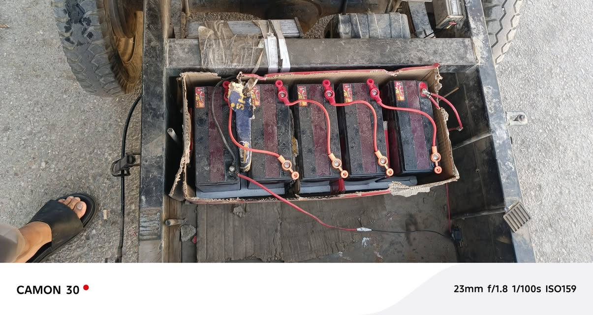 سلام عليكم ستوته شحن للبيع اي نقص مابيها بطاريات جدد سعرها 700شراي يراسل عل رقم ***********
