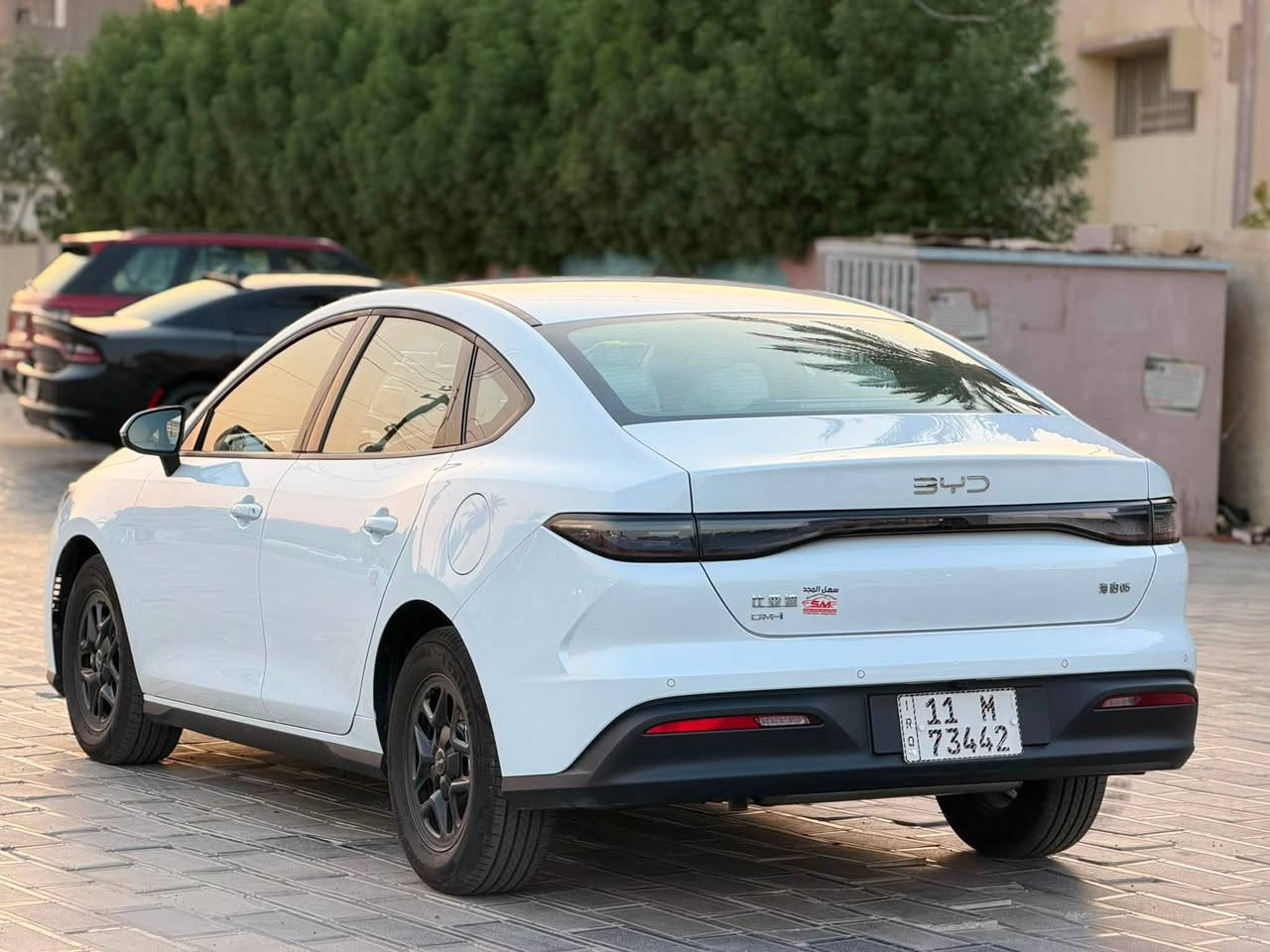 السلام عليكم 
بي واي دي BYD 2025 مرقم بغداد 

المشي الكلي 16 الف كيلو

داخل ابيض / شاشه محدثه / ويل اسود

مكفوله من الشخط والبارد 

تفاصيل اكثر هذا رقمي *********** تحياتي

مكاني بغداد حي الجامعه
