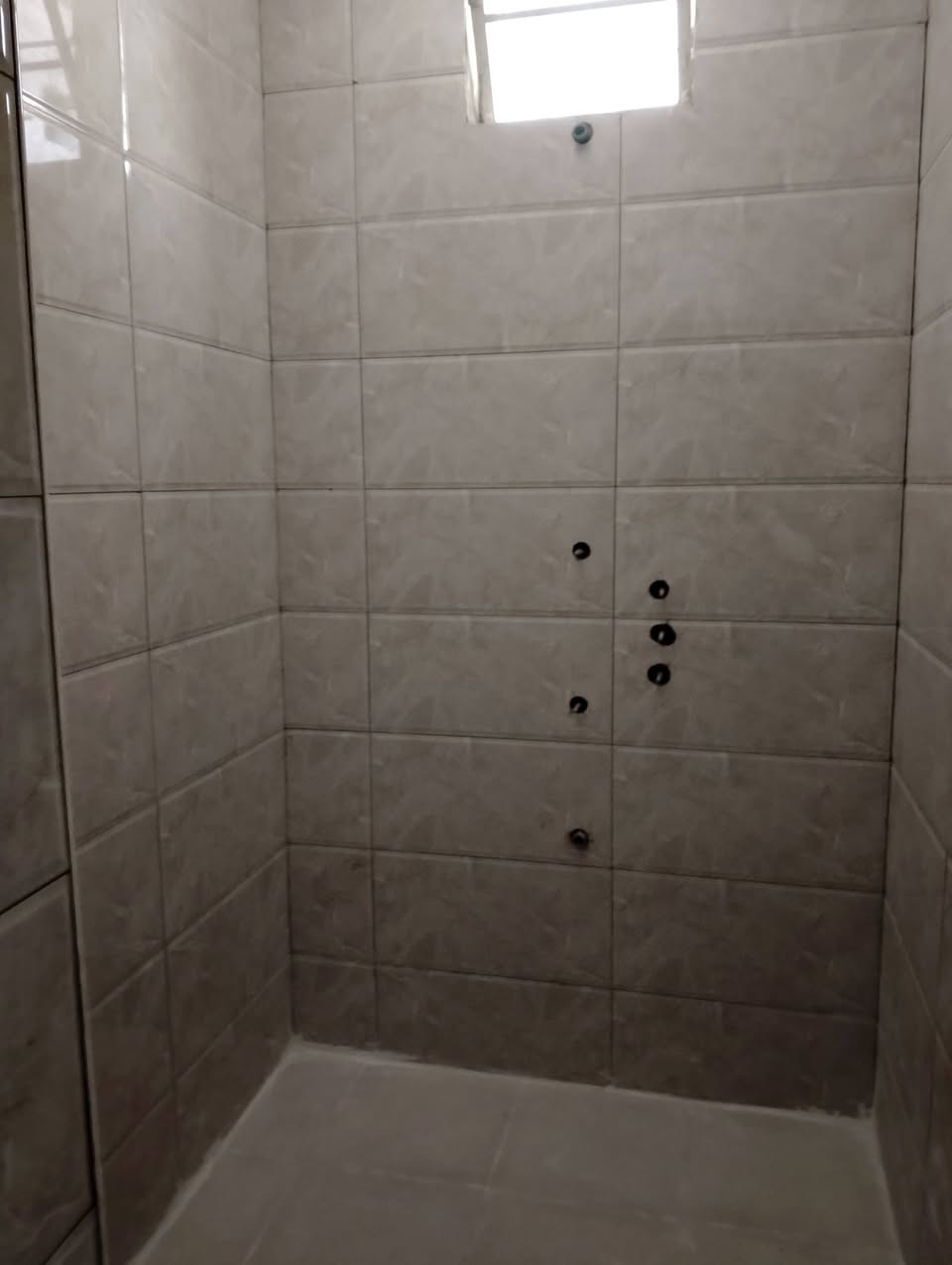 تطبيك سراميك وبورسلاين والمرمر والاكرانيت شغل درجه اولى بليزر ***********
