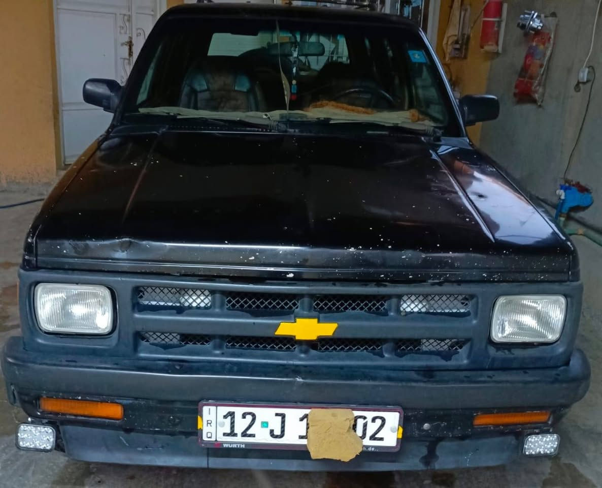 GMC JIMMY بلايزر - سيارة جبارة 🔥
جي ام سي جيمي / شيفروليت بلايزر 
موديل 92 - لون اسود - 4 ابواب
محرك 6 سلندر  - اقتصادية وقوية
كير اوتوماتيك - دفع رباعي 4x4
تبريد - جام كهرباء - قفل مركزي 
حمالة سقف - كشافات امامية
كربون بنزين 
السيارة مال بيت، مثل ما موضحة بالصور، نضافة حلوة و جاهزة.

السعر: اتصل و ما نقصر
المكان: الموصل

للاستفسار الاتصال ***********
‏‪***********‬‏

الشراي يتدلل - و حياكم الله.
خاص غير موجود خبر
