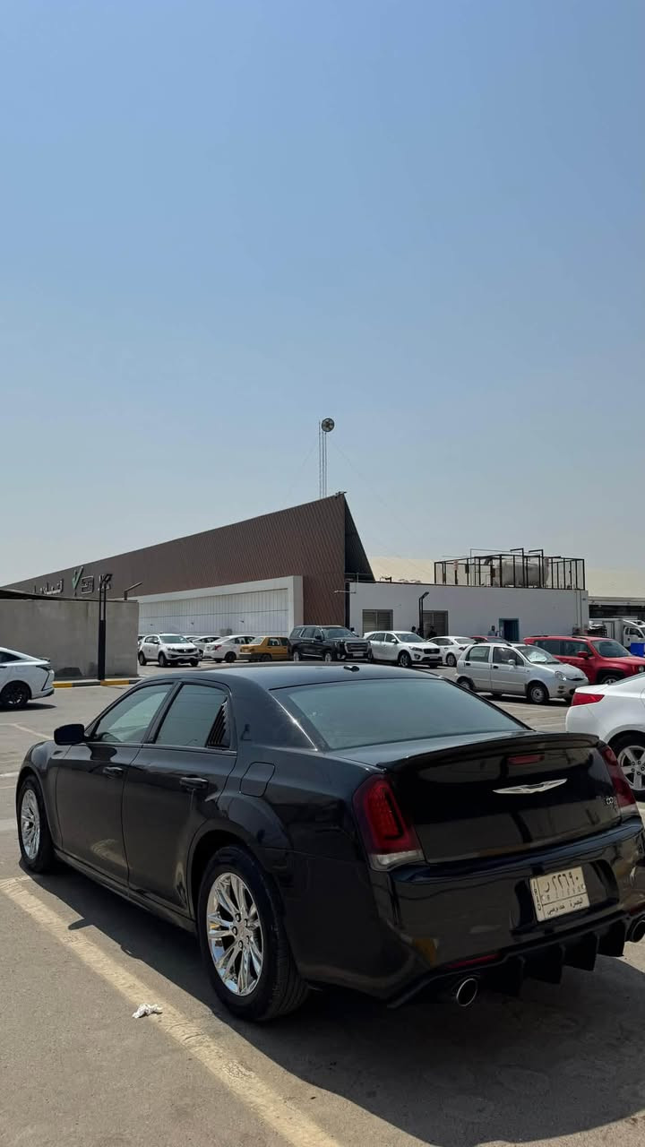 سلام عليكم كرايسر اوبامه 2014 اصل بيهه حادث هلا ل جاملغ خلفي بلجاملغ الامامي بدون فتح مكان بغداد  ***********
