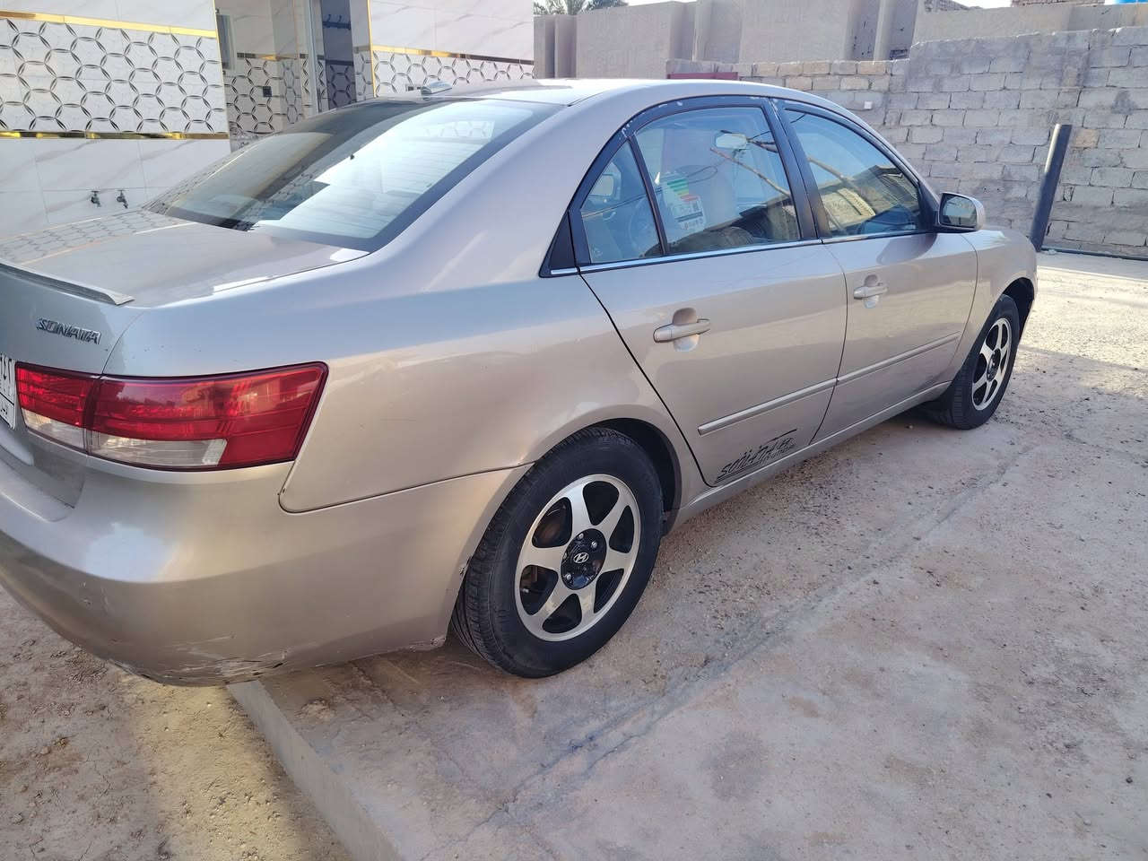 سلام عليكم للبيع سوناتا وارد أمريكي موديل ٨ محرك ٢٤٠٠ تخم تاير بيها صبغ اقل الحزام ابيع حزام السياره بيه طتعتين بنيد وجاملغ مبدلات السياره فتحه كشن كهرباء السعر ٨١ مكان السياره فلوجه ***********
