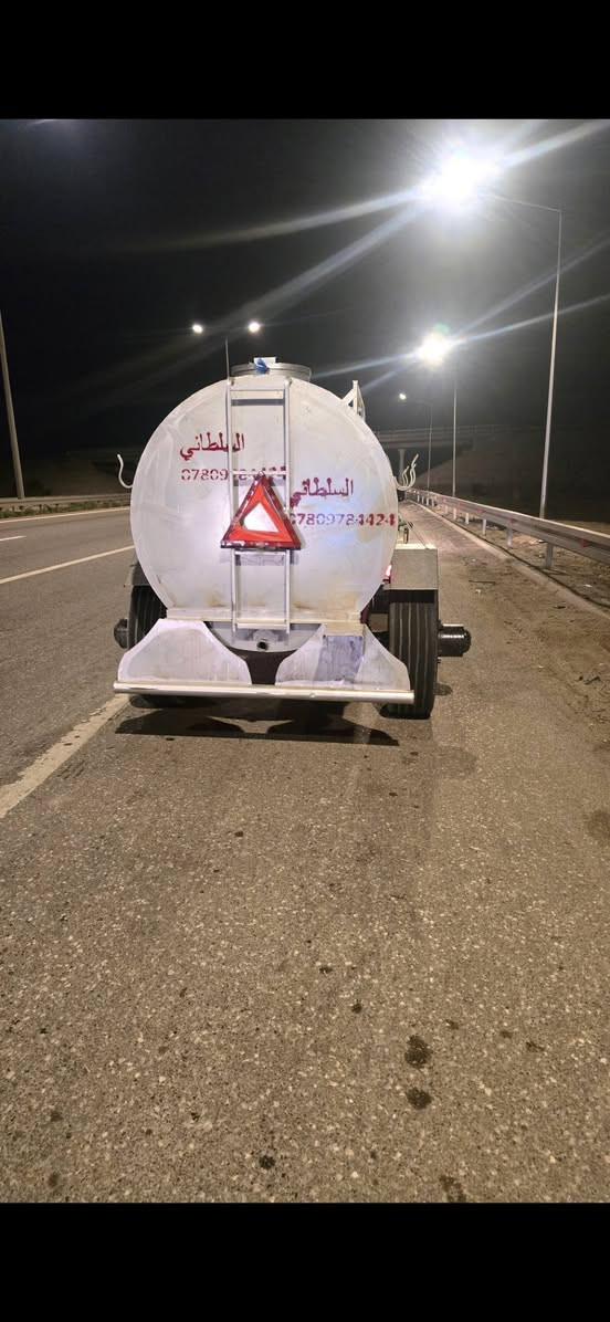 سلام عليكم موجود مقاطير للبيع درجه اولى يوجد حديد ومقلون سعه ٥٠٠٠لتر شغل الشمال دنكير أوربي تاير ٢٢ونص شركه الشمال العراق بسعار مناسبه جدآ جدآ جدآ ويوجد تانكيات١٠تلاف لتر و٥٠٠٠لتر مغلون ***********     ***********
