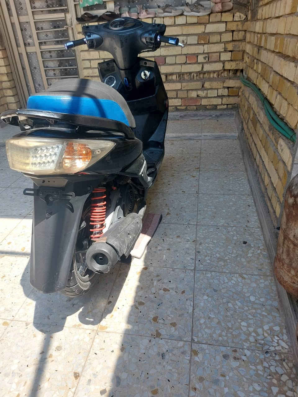 سكنس فحل دراجه بلادي مكينه ماء مفتوحه كهربايات كلهه شغاله دراجه نوزل  شلعه معدل كامله من كلشي المكان الحسينيه الراشديه سعر ٦٥٠ شراي يتصل  ***********
