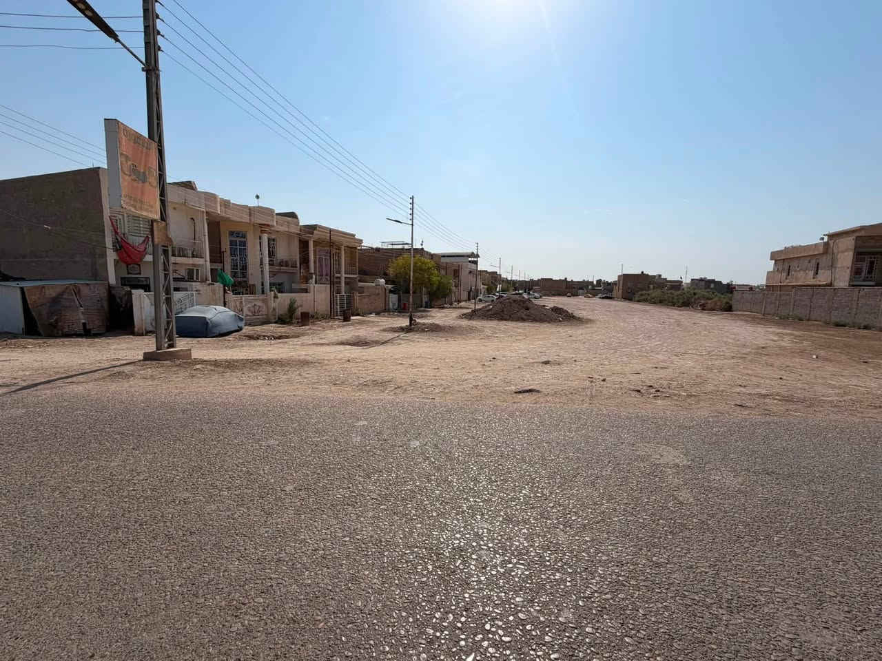 السلام عليكم 

اعلان

توجد لدينا قطع اراضي للبيع 

المساحات (320)متر 

طابو زراعي ملك صرف 

خدمات كامله 

ماء  مجاري  كهرباء 

عرض الشارع 10متر

العنوان دور النفط عل سده 

قرب بيت الحاج جاسم الوزوازي

الاستفسار ع هاذه الرقم ***********
