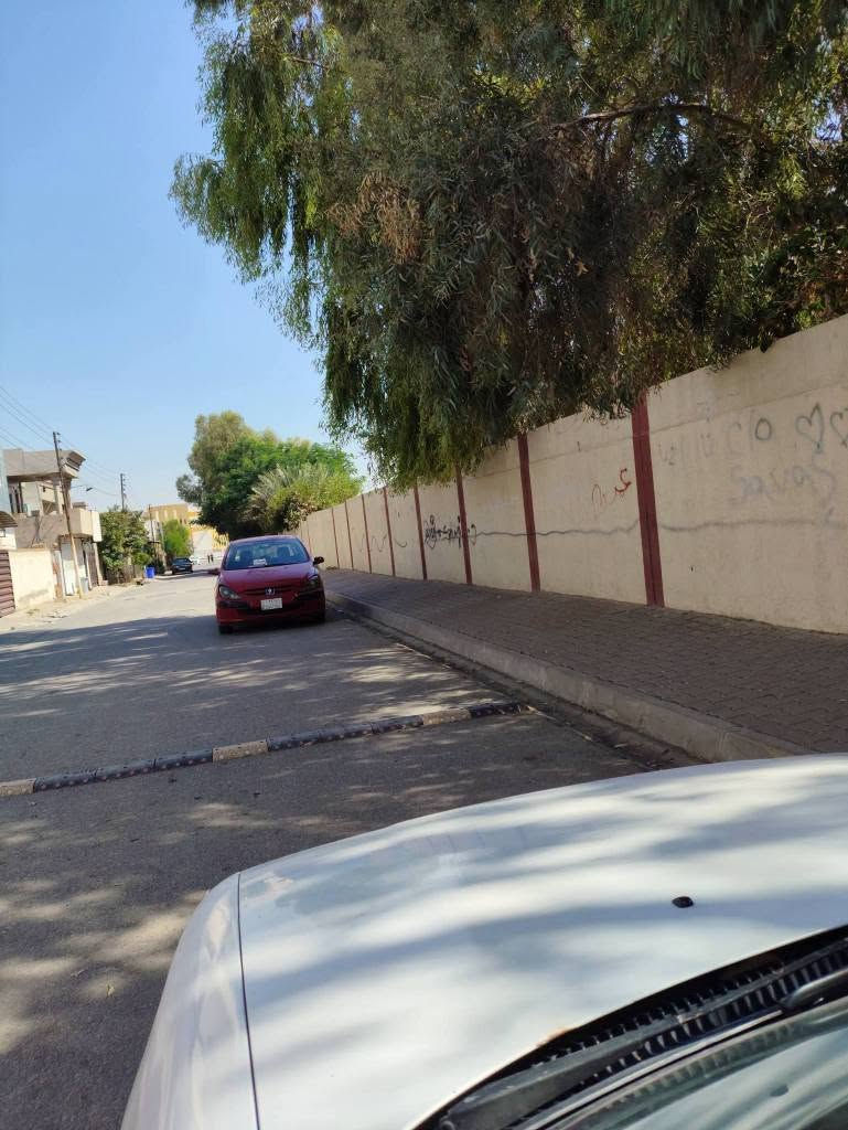 ‎دار طابو صرف مساحه 100 متر مربع 10في10طابقين بسعر قطعه 
بناء قديم صالح للسكن 
موقع مميز جدا منطقة ها‎ كركوك, العراق

نص مكتوب في الصور:
- القاسمي للعقار