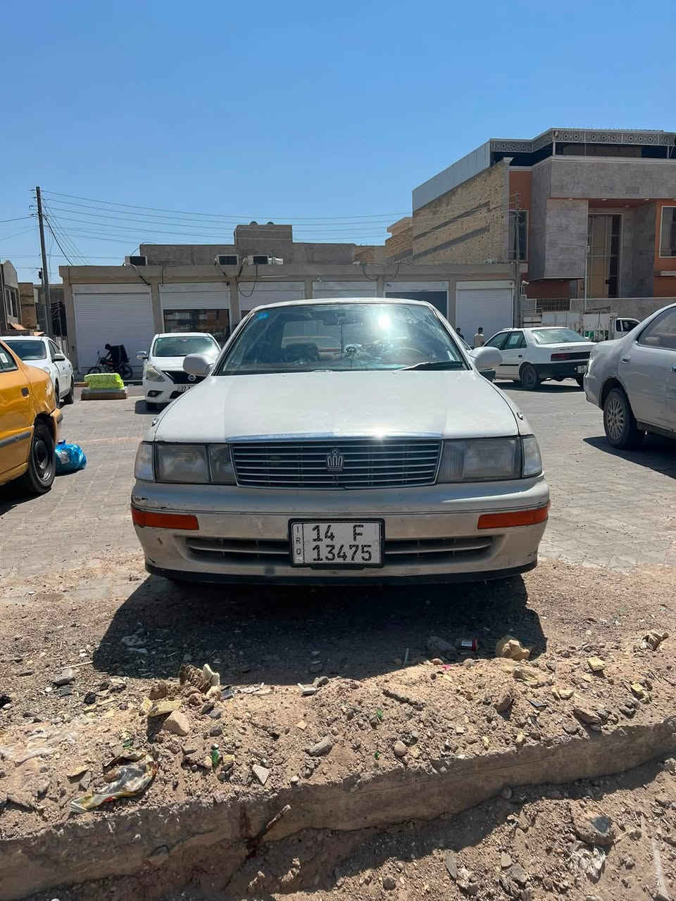 السلام عليكم
بطة متصل للبيع مكينة 2500 سيارة مرتبة رزنة بالشارع ما عوزهه شي تبريد يخبل صلوات مكفولة من الگصة نقل جثة سنوية تنتهي بـ2027 بأسم گرايبي ما تتعب يعني بيهه خياسات بالجامة الامامية شوفة عينك سيارة حلوة ونظيفة دواخل حلوة
موديل 1992 
السعر 50 وبيهه مجال للشراي ما متواجد فيس
***********
