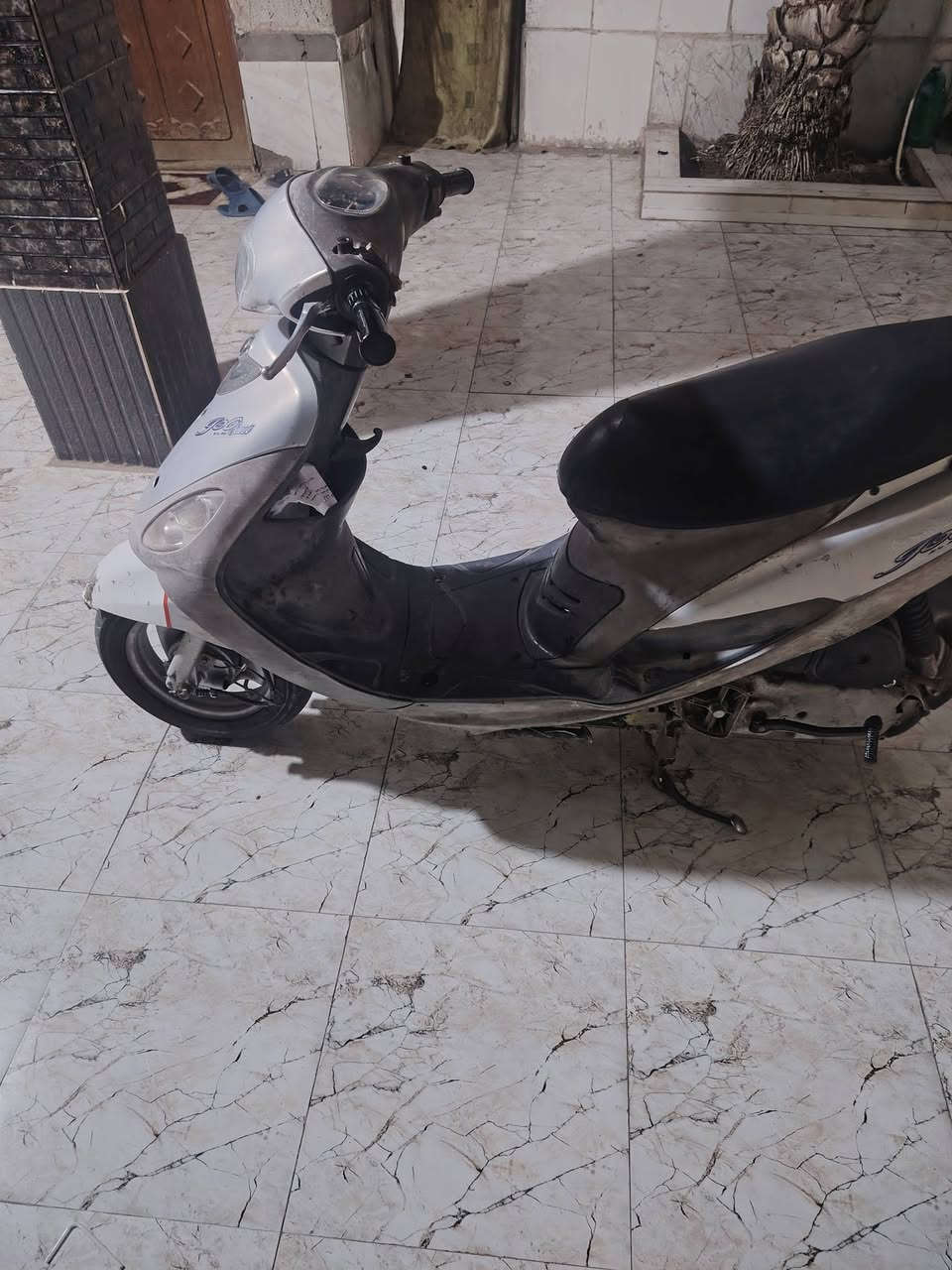 ماكس منغولي حلوه ونضيفه بوشه 49 بلاد ختم واحد وكلشي أصله تجي وتشوفها الدراجه كامله مابيه نقص سلف هندر قفل جنطه سكان بريكات لايت عالي ناصي أشاير هورن اريد فلوسها لجامعه السعر ٥٥٠ الناصريه حي التضحيه ***********
