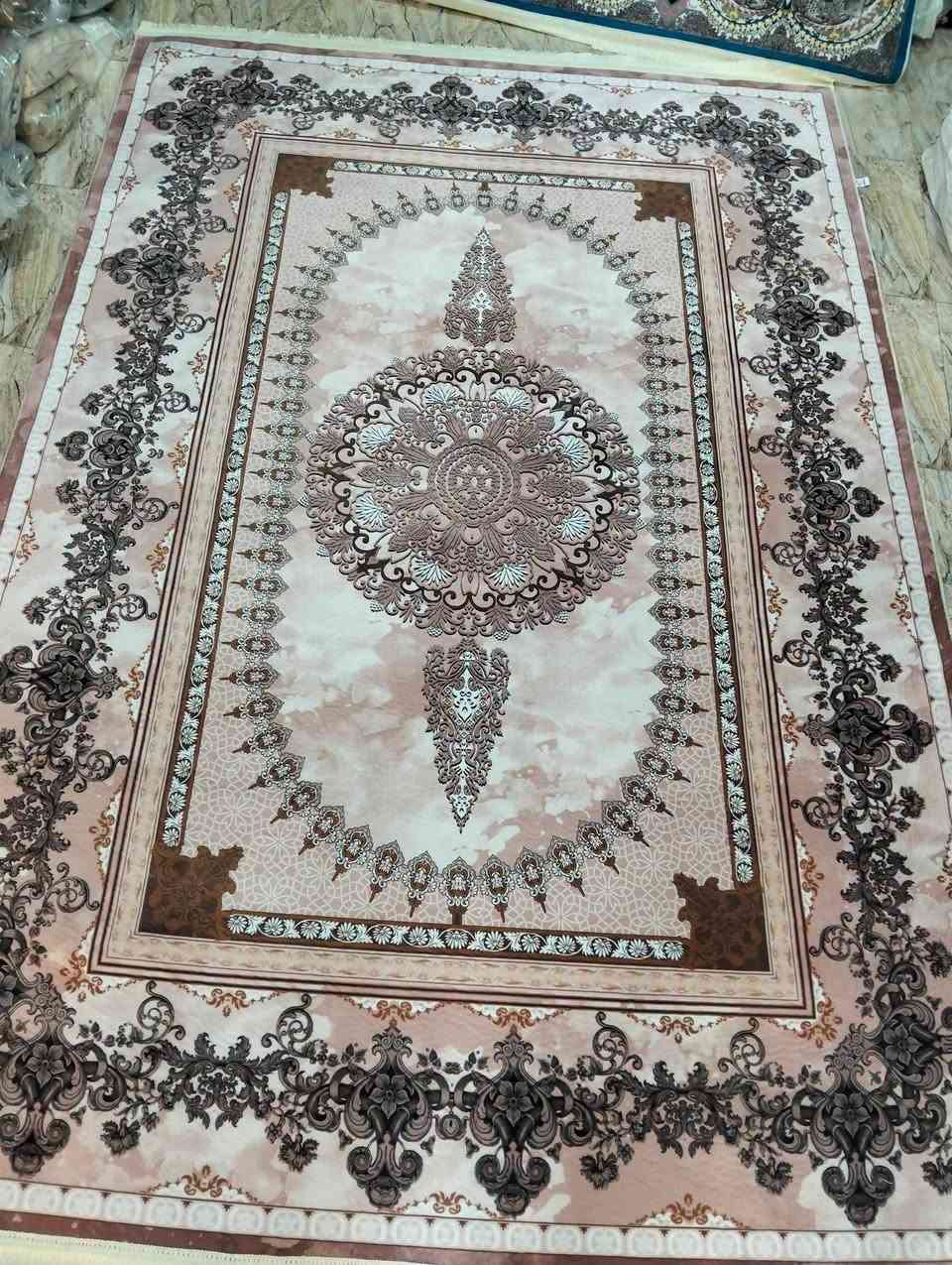عرض فقط اليوم السعر 22 فقط
كلاودي ثقيل قياس 2 في 3 ستندر 
الظهر كابوي ثقيل سارعوا بالحجز 
كمية قليلة 
العنوان التحرير دور الجاهزة مقابيل محل كرزات حمودي يوجد توصيل داخل بعقوبة ***********
