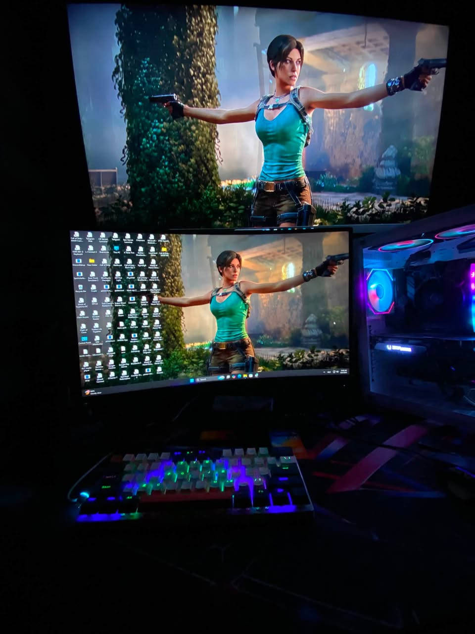السلام عليكم 
1.rtx4060 8g زوتاك
2.DDr4 16g قطعه وحده
3.بور سبلاي هايبر k 600w
4.ssd 256 lexar
5.hdd 1t
6.رايزن 5 5500
7.الكيس جديد كدامكم 
8.مذربورد b450 tuf gaming plus
9. كيبورد k500 60% red سوج
10.مارس v9 imice 
11. سماعة ريد دراغون h888
12. ميز 
13. شاشة msi 165hz 1m 27
واتساب ***********
