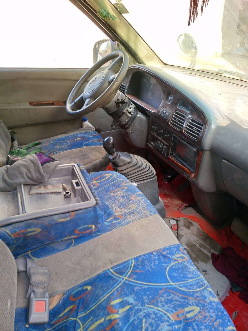 سلام عليكم عيني عندي بريجو البيع 96بغداد دولي مكينة بيها تنقيص اكسل جديد كير جديد دشبول مال 2000 صدر جديد  شرط تحويل أو وكالة عنواني بغداد حي النصر *********** السيارة 33وبيها مجال
