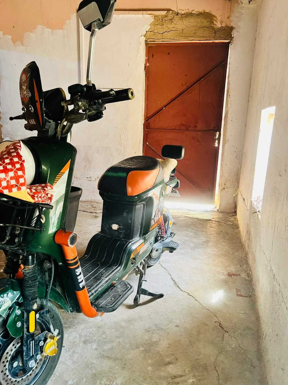 مكلف بل نشر 
السلام عليكم 
ماطور شحن x900 نظيف وسعره مناسب حجم الباتري 32 ال سعر 350وبي مجال 
مكان الشرقاط الايسر المشهد
للاستفسار ‏‪***********‬‏
يرهم مراوس 
خاص مغلق
