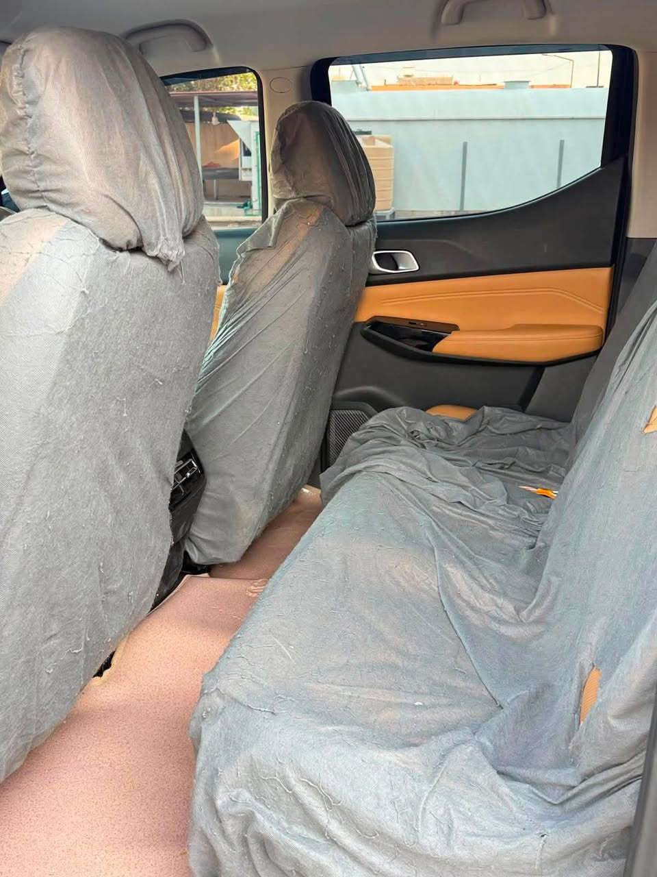 هانتر بلس مديل 26
ماشيه 20 
بيهه تضليل بسنويه 
فول مواصفات 
السعر 35 مليون  قفل مسستمه وكامله ***********
