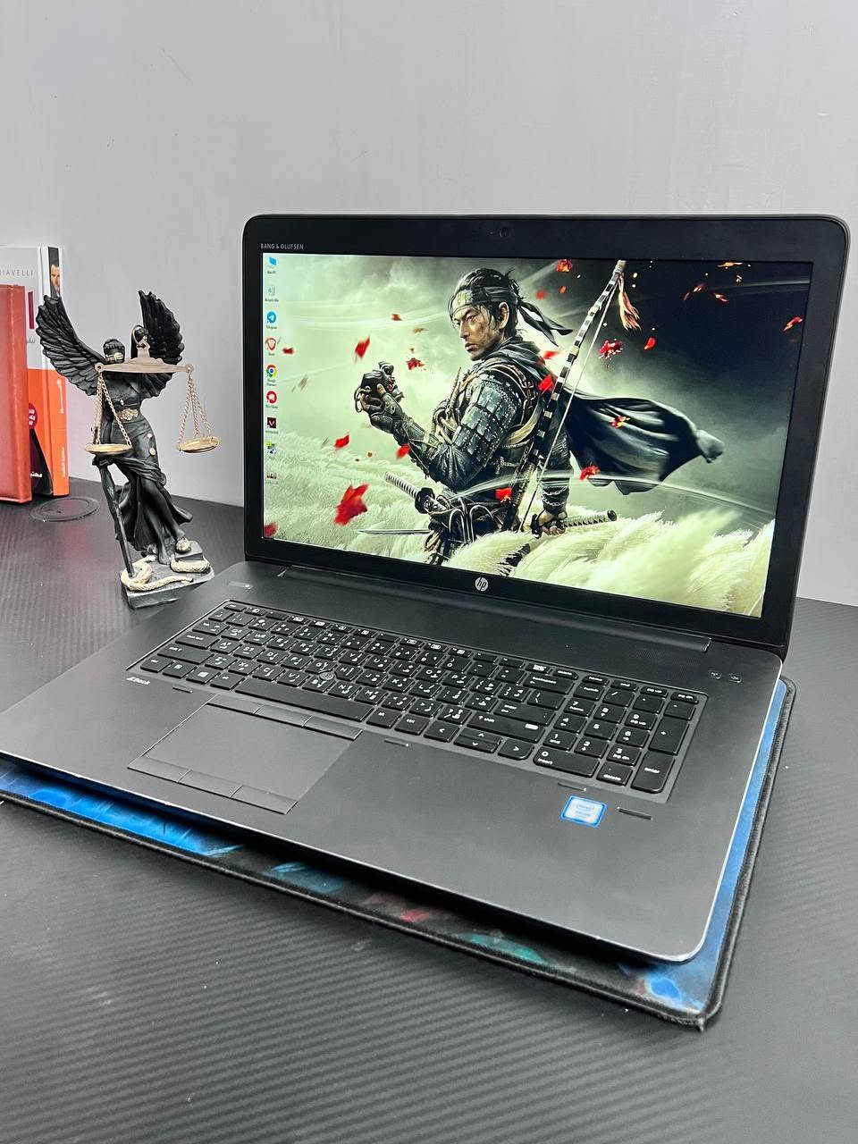 لابتوب HP ZBOOK 17 G3   للبيع 💎
‏لابتوب جدا راقي ، مخصص للبرامج الهندسية والتقنية ، باداء احترافي وسرعة بالتنفيذ، وقوي ايضا للالعاب بمختلف انواعها ، يناسب جميع الاعمال الصعبة ⚡🔥 
‏
‏المواصفات التقنية:  
‏⚜ المعالج / Xeon E3 - 1575M v5 
‏سرعة المعالج الاساسية 3GHz والتيربو 3.9GHz
‏بقوة i7 6920H او اقوة منه
‏⚜ كرت شاشة داخلي مخصص للبرامج
‏Intel iris pro graphic P580 4GB SHARED 
‏⚜ كرت شاشة خارجي احترافي نفيديا
‏Nvidia quadro M4000M 4GB (كلش قوي 🔥)
‏⚜ الرام / 8GB  DDR4  
‏⚜ تخزين / 256GB SSD M.2
‏⚜ الشاشة / حجم كبير  17.3 inch FHD SCREEN دقه عالية 💎
‏
‏ملحقات كاملة
‏👜 حقيبة جديدة
‏🔌 شاحنة اصلية
‏🖱 ماوس
‏🖱ماوس باد
‏+ تغليف كامل للبكج
‏
‏✨السعر 430 الف ⚡
‏الضمان / اسبوع كامل بنظام استبدال في حال وجود اي خلل او مشكلة بالجهاز،  
‏( الاستلام بعد الفحص والتاكد من جميع التفاصيل 🩵 )
‏القطعه ما اندزها اذا مو مضمونه ومرتبة 
‏متواجد ماسنجر
‏واتساب *********** 
‏
