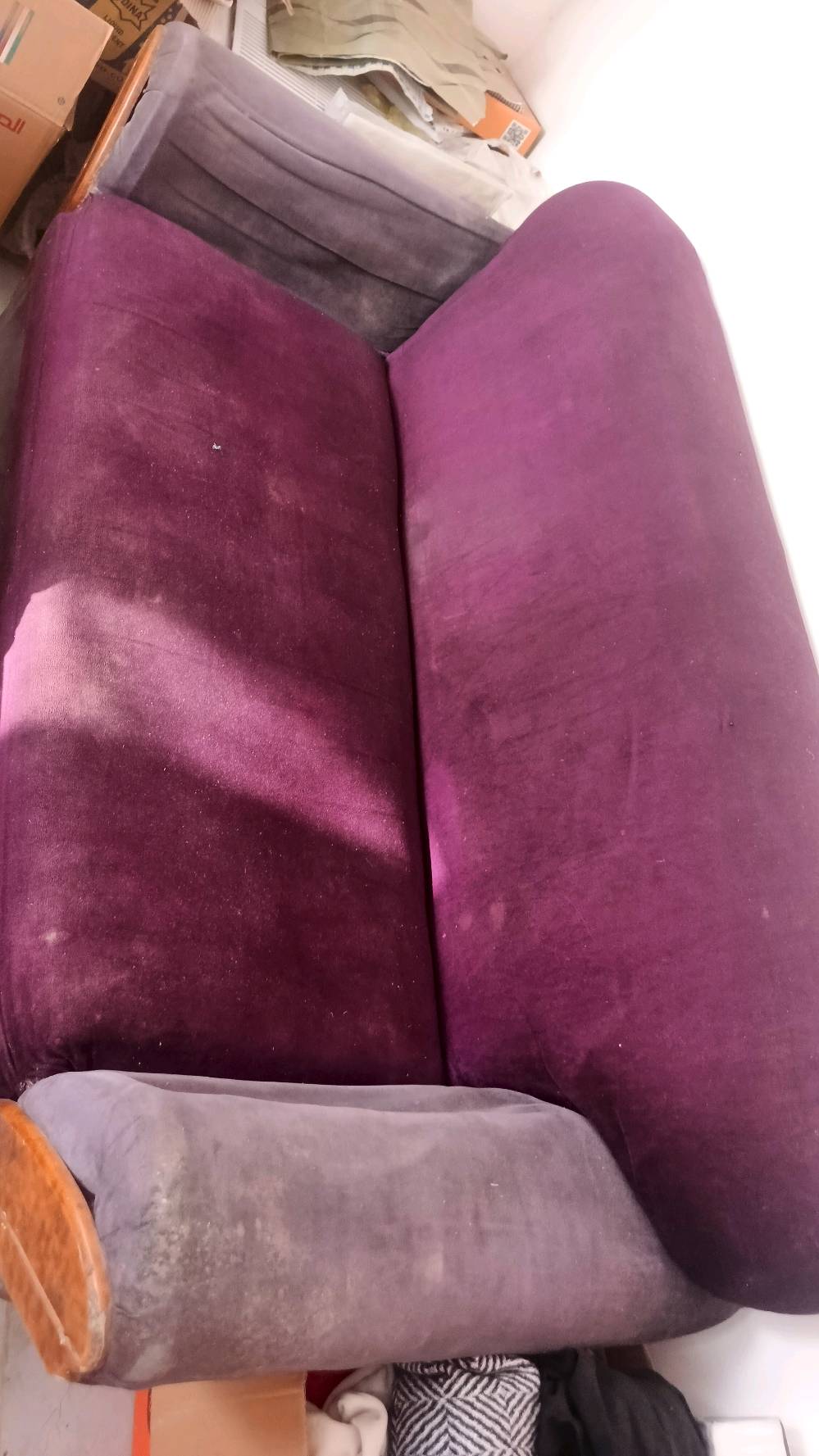 طقم كنب • ٥ قطع • ٢ صغار ٣ كبار