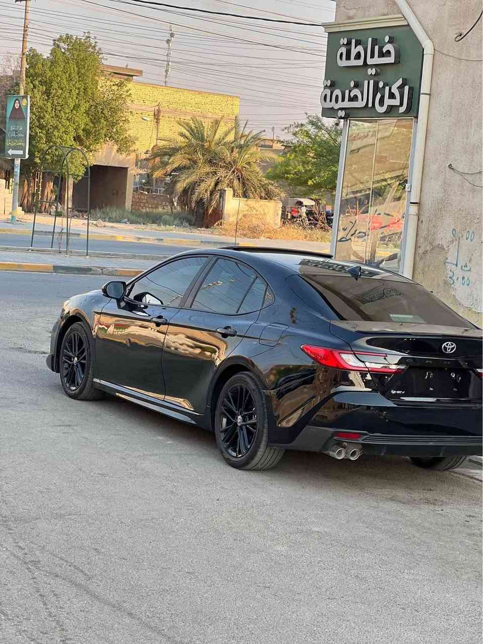 كامري 2025 ES 
فول مواصفات فتحه +شاشه كبيرة السيارة جاهزه من كل النواحي بدون أي نقص (تترقم بصره) حداديه جديدة
 تبريد ثلج جاهزه ونظيفه 
تخم تاير جديد أصلي 
باتري جديد أصلي 
كشنات جلد 
محرك هايبرد 2,5 /4سلندر 
الضرر:
( جاملغ وبنيد بدون لا شاصي ولا لغد شرط الفحص وجاملغ خلفي ضربه بسيطه + كلير قطعين من امريكا ) 
العنوان البصرة 
السعر 185 
*********** المدينة, البصرة
