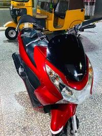 PCX • ١٥٠ • ٤٢الف