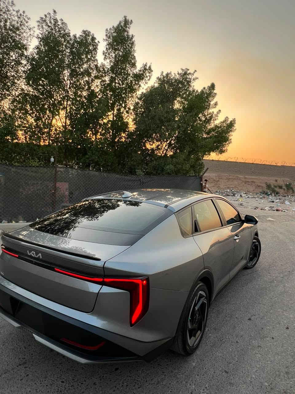 Kia _K4 
2025فأتها ex
بدون رقم 
 السياره رادار امامي خلفي
 ويل كب اناره داخليه جاهره من كل النواقص
 ايرباك بس برده طاك ستيرن ودشبول بلادي
 السياره بيها بنيد وجاملغ صفحه اليسرى معدلات ومصبوغات 
مشي السياره واضح بالصوره
 بك لايتات لد
مكان السيارة بغداد /الكرادة 
السعر (143)وبيها مجال بسيط 
***********  متوفر وات ساب 
غير متواجد فيس
