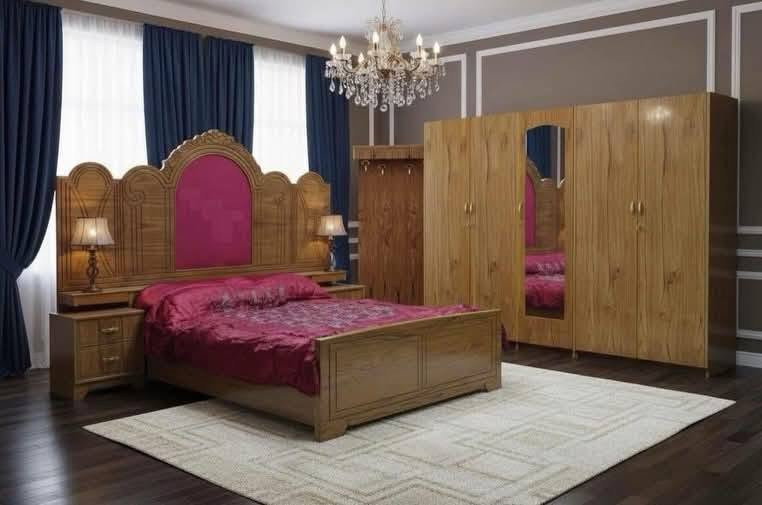 بسم الله الرحمن الرحيم
تتواصل مؤسسة الامام السجاد عليه السلام الخيرية لتزويج الشباب ورعاية الايتام المستقلة في كربلاء المقدسة بدعم شريحة الشباب في المحافظة من خلال تجهيزهم بغرف اخشاب صاج 5 خمسة ابواب مع ملحقاتها من انتاج معمل بركات السجاد عليه السلام التابع للمؤسسة بسعر مدعوم جداً ، حيث ان السعر الحقيقي لغرفة الاخشاب يبلغ (1,500,000) مليون وخمسمائة الف دينار ، بينما يتم بيعها بمبلغ مدعوم (750,000) سبعمائة وخمسون الف دينار لا غير بالإضافة الى المواد المدرجة ادناه اكثر من (25) مادة توزع مجاناً مع غرفة الاخشاب هدية من المؤسسة الى الشاب المتزوج.

وقد انتج المعمل موديل جديد ٢٠٢٦ من غرفة الاخشاب باللونين الصاجي والأبيض ونترك الخيار للعريس لاختيار ما يناسبه من الموديلات والألوان المطروحة.

علماً بأن المؤسسة قد ساهمت بتزويج أكثر من (11,500) أحد عشر ألف وخمسمائة شاب منذ تأسيسها عام 2003 ولغاية شهر آب 2026 .. أي ادخلنا السرور على قلب (23,000) ثلاثة وعشرون ألف شاب وشابة من سكنة محافظة كربلاء المقدسة.

المواد المجهزة مجاناً:
1- فراش نوم نفرين قطن درجة اولى.
2- فراش نفر واحد.
3- مخدات عدد / 2
4- مروحة عمودية.
5- مدفئة كهربائية.
6- كاربت 2.5 × 4 م.
7- زولية 2 × 3
8- بطانية نفرين.
9- بدلة رجالية.
10- بدلة عرس نسائية.
11- بنطلون رجالي.
12- عباءة نسائية.
13- تيشيرت رجالي.
14- قميص رجالي.
15- قميص نسائي.
16- دشداشة نسائية.
17- دشداشة رجالية.
18- سجادة صلاة.
19- جادر صلاة.
20- فرشة نوم نفرين.
21- شحاطة رجالية.
22- حذاء نسائي.
23- جواريب رجالية.
24- جواريب نسائية.
25- حجاب نسائي عدد / 2
26- منشفة حمام.
27- ملابس داخلية رجالي عدد / 2 سيت.
28- عطر عدد / 2 قطعة.
29- جهاز جري رياضي.
30- ثريا عدد ٢.

توزع كل هذه المواد (مجاناً) مع غرف النوم المجهزة من قبل معمل المؤسسة.

ومن الله التوفيق

للاستفسار الاتصال على هواتف المؤسسة:
*********** - ***********

ولمزيد من المعلومات زوروا موقعنا على الانترنت:
‏www.imam-sajad.org

عنوان المؤسسة:
كربلاء المقدسة - باب بغداد - شارع فندق جنة الحسين ع

::: ملاحظة :::
التقديم متاح لجميع الشباب الساكنين في محافظة كربلاء المقدسة وضواحيها وليس الايتام فقط.
