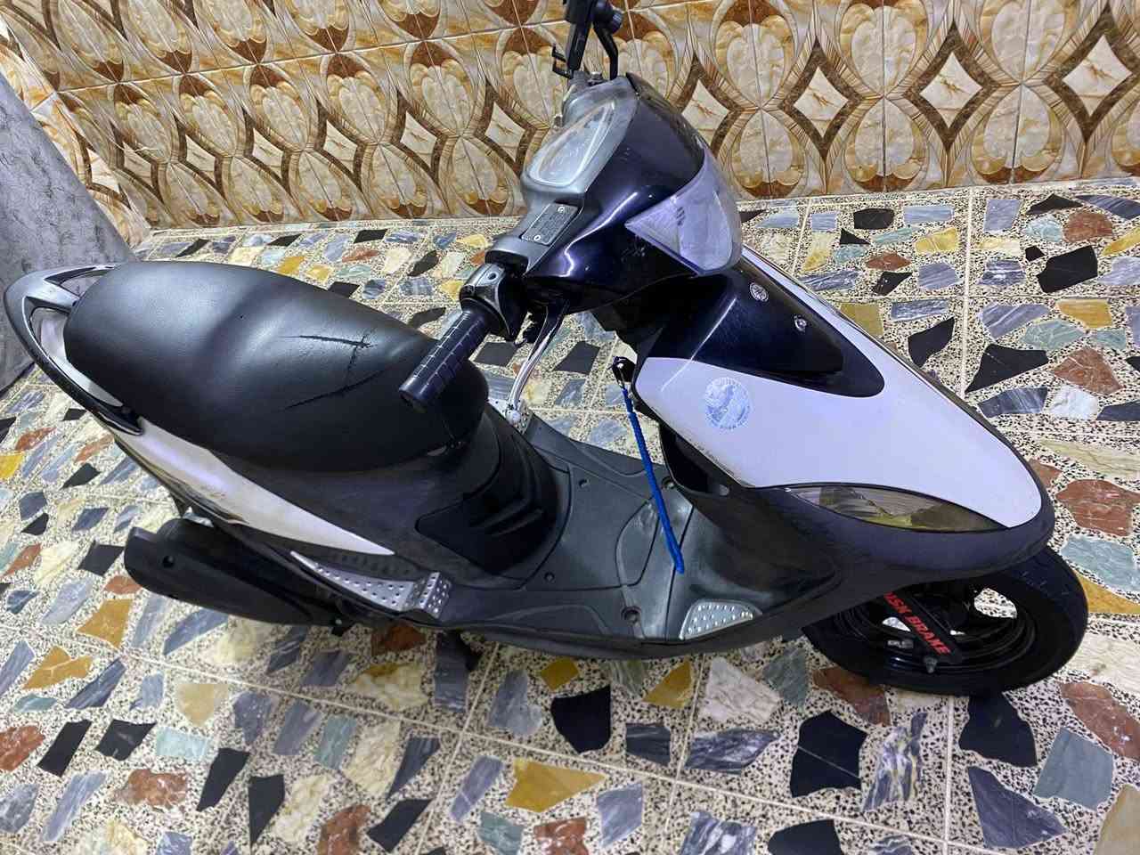 السلام عليكم
ماكس عدله مكينه مكفوله كفراتها اصليه 
دراجه نضيفه السعر ب ب900 وبيها مجال 
***********
